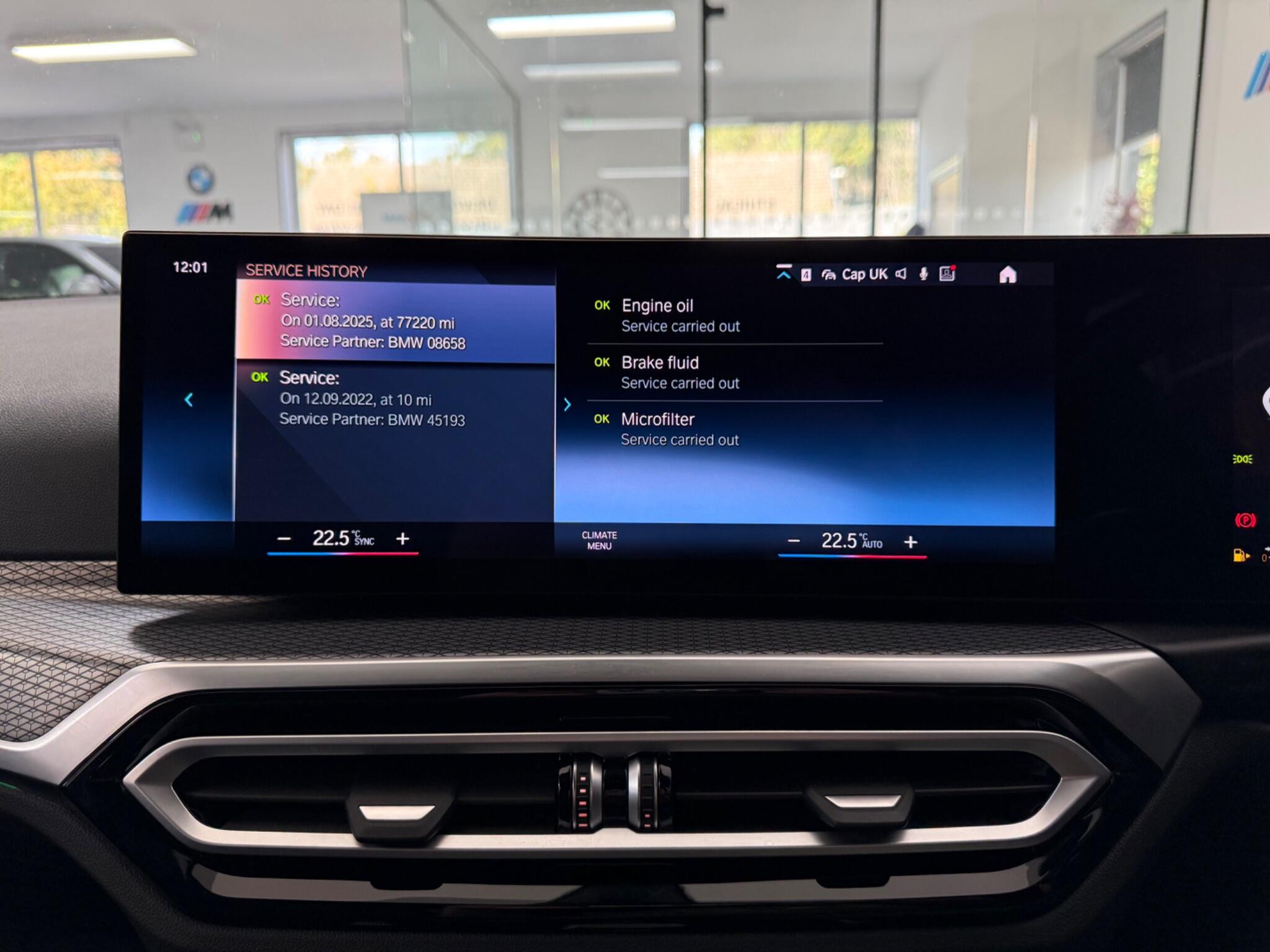 BMW 3 Series view 10