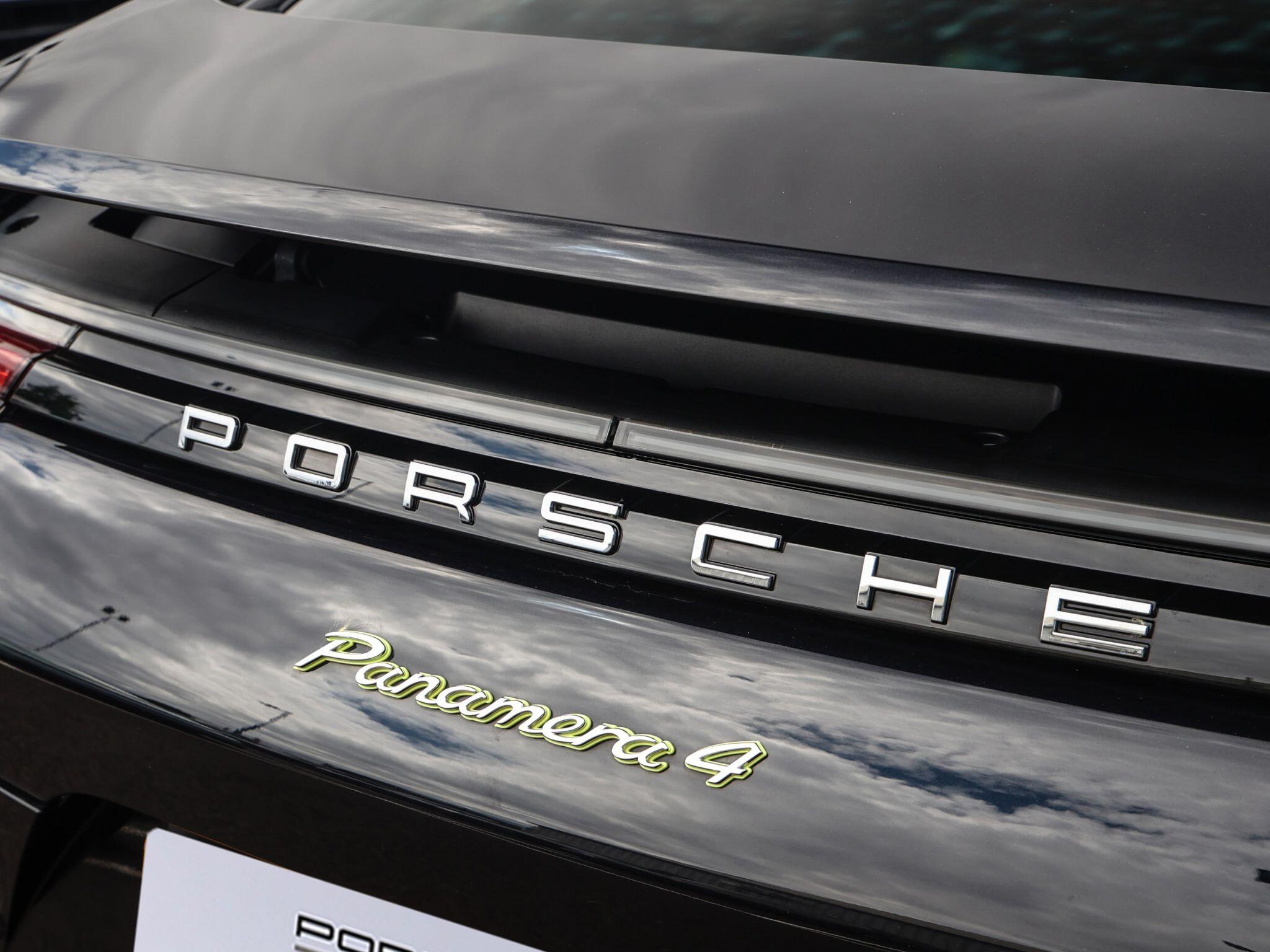 Porsche Panamera view 57