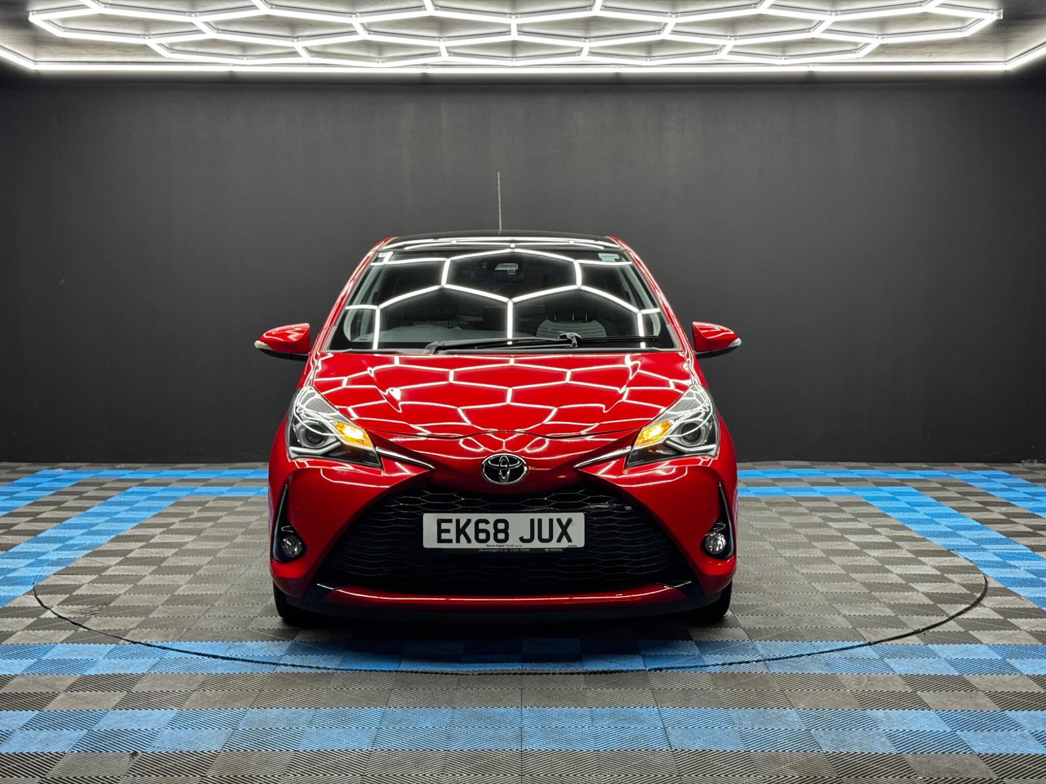 Toyota Yaris view 2