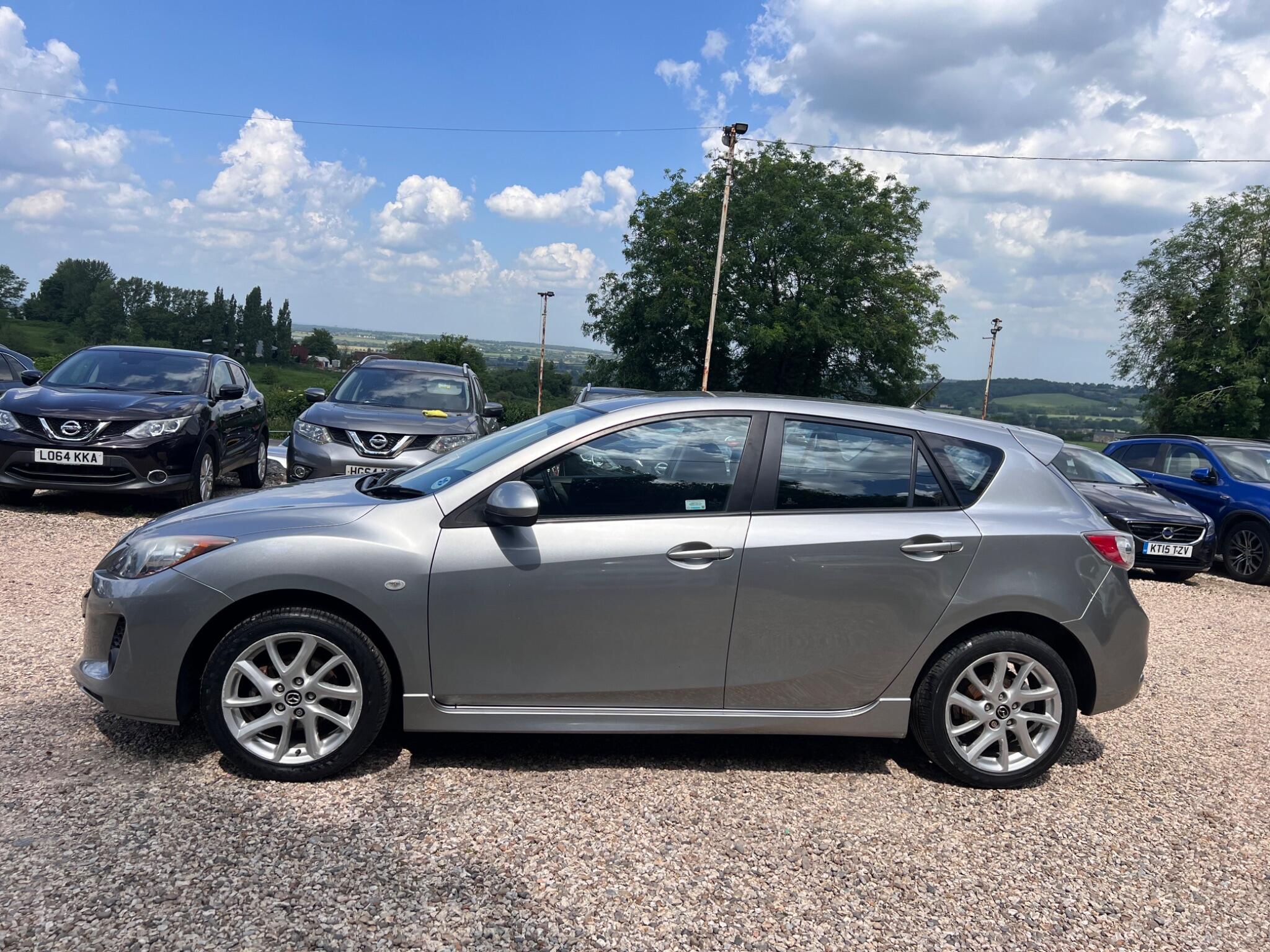 Mazda Mazda3 view 13