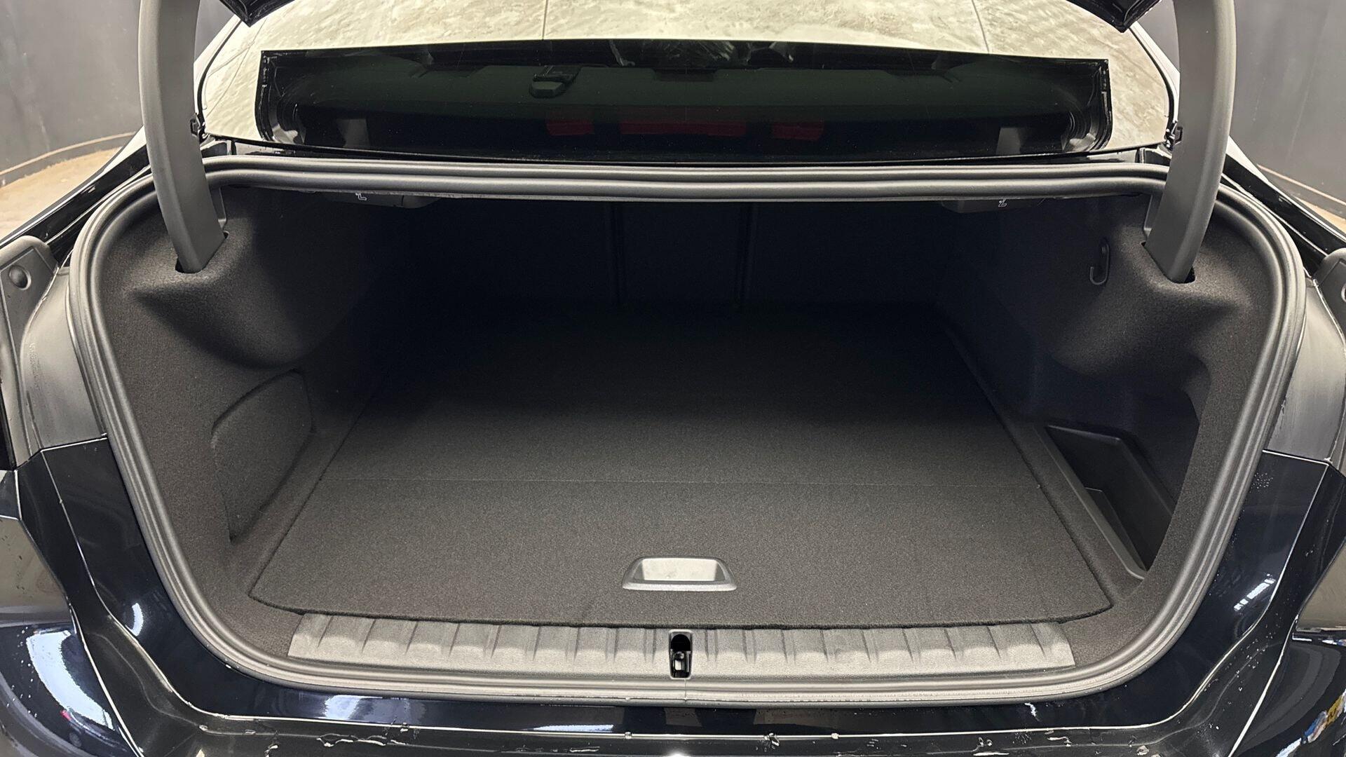 BMW 2 Series view 13