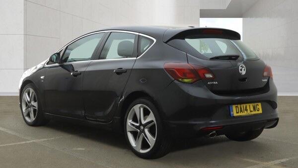 Vauxhall Astra view 3