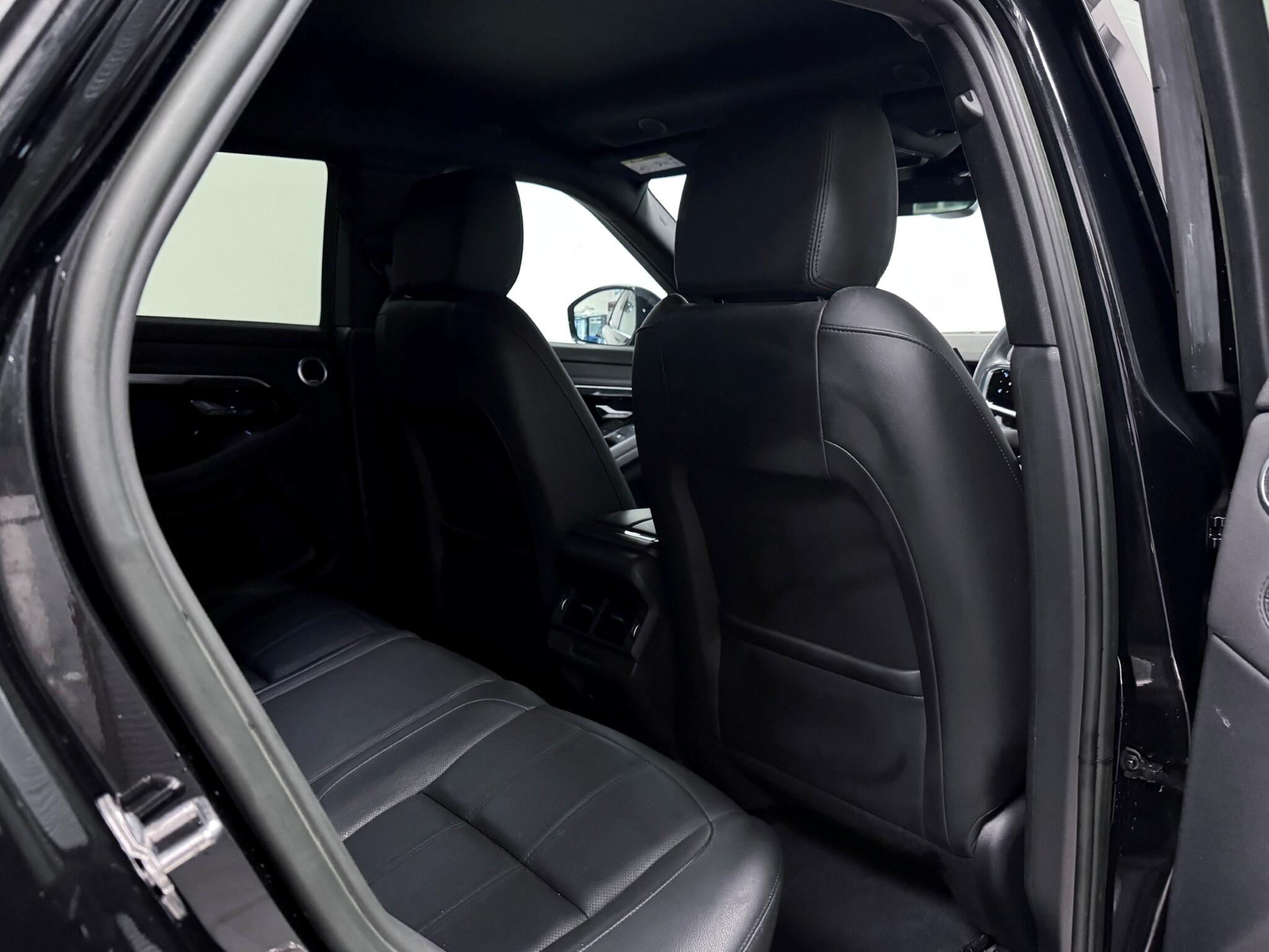 Land Rover Range Rover Evoque view 14