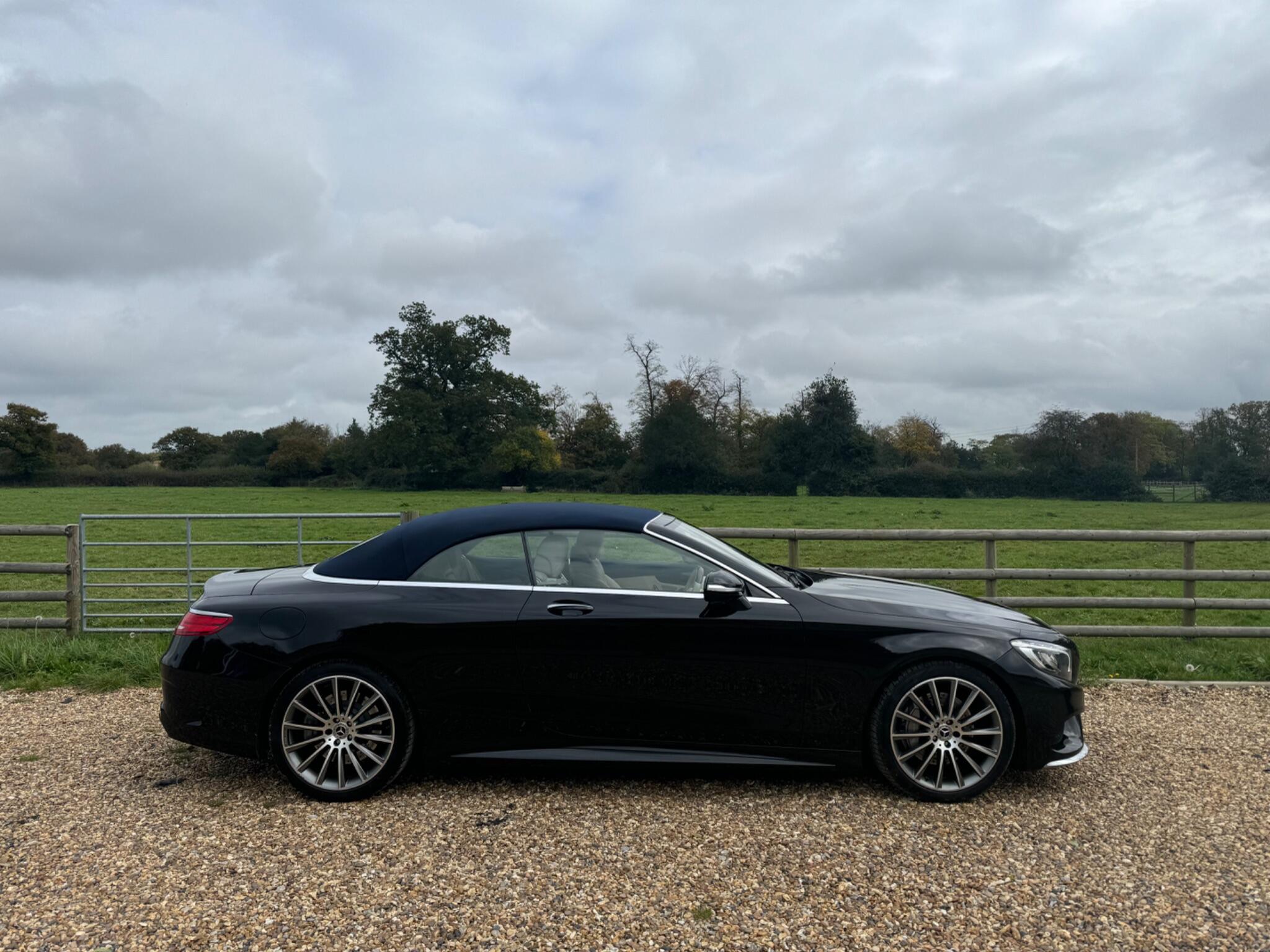 Mercedes-Benz S-Class view 9
