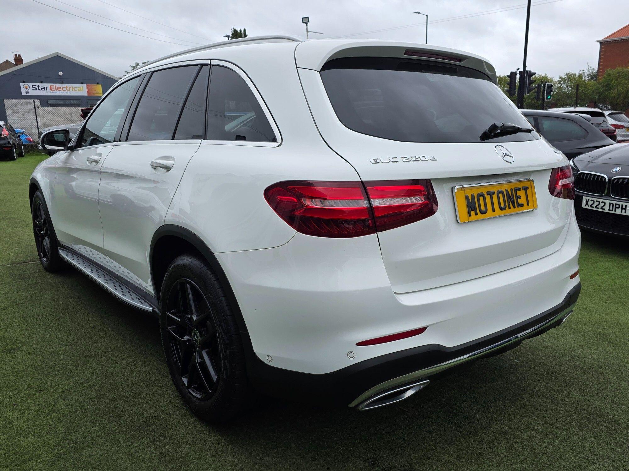 Mercedes-Benz GLC view 8