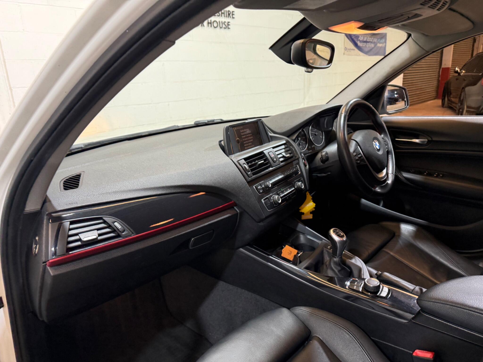 BMW 1 Series view 18