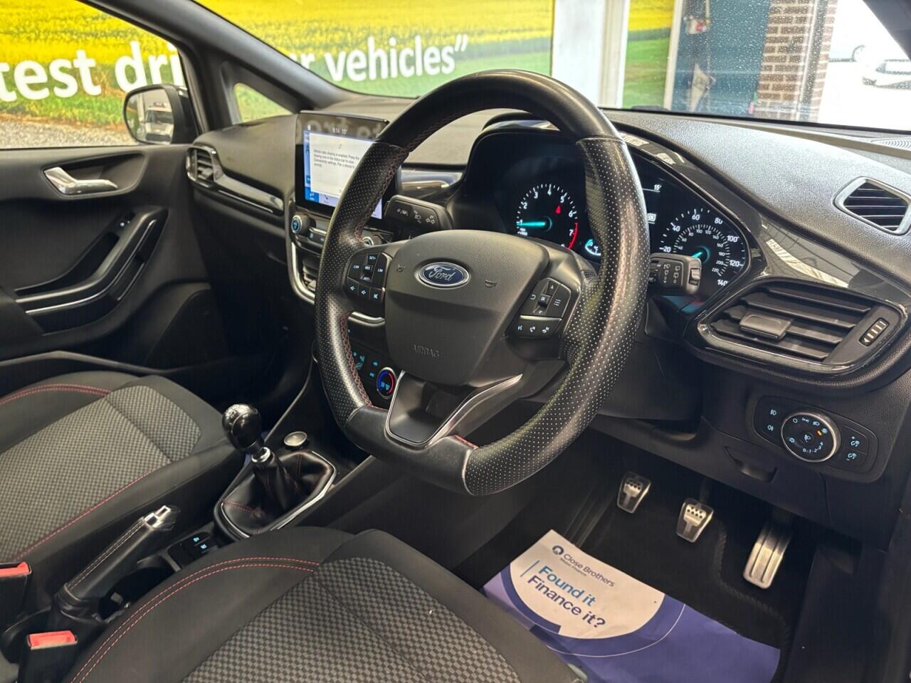 Ford Fiesta view 11