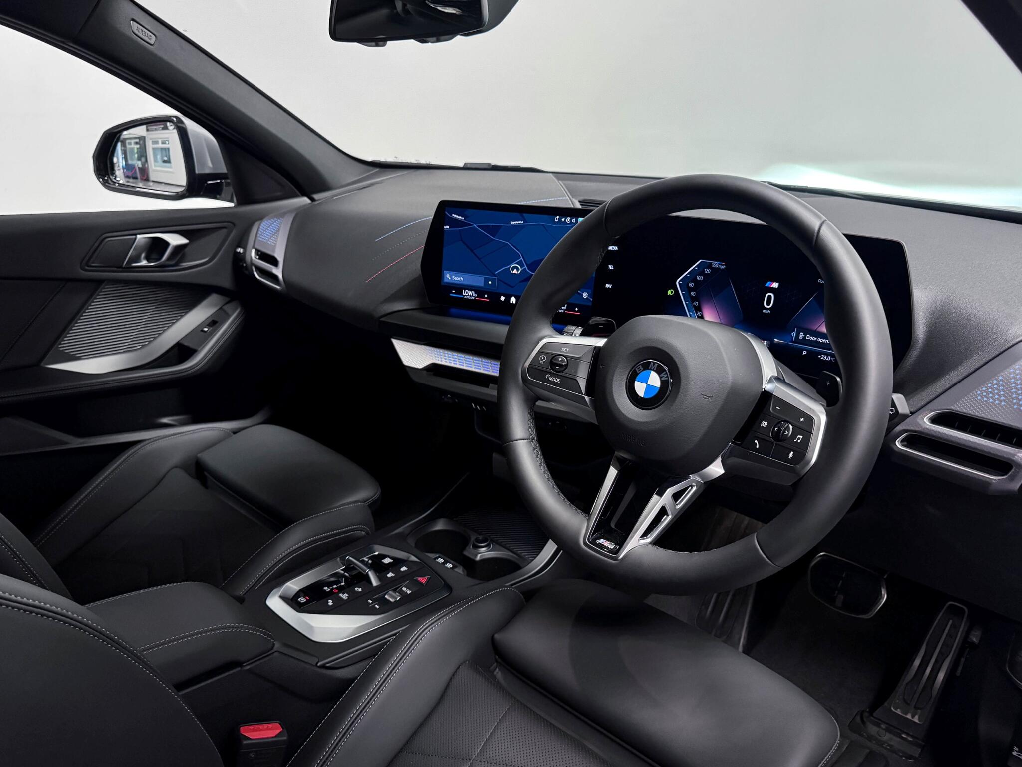 BMW 1 Series view 23