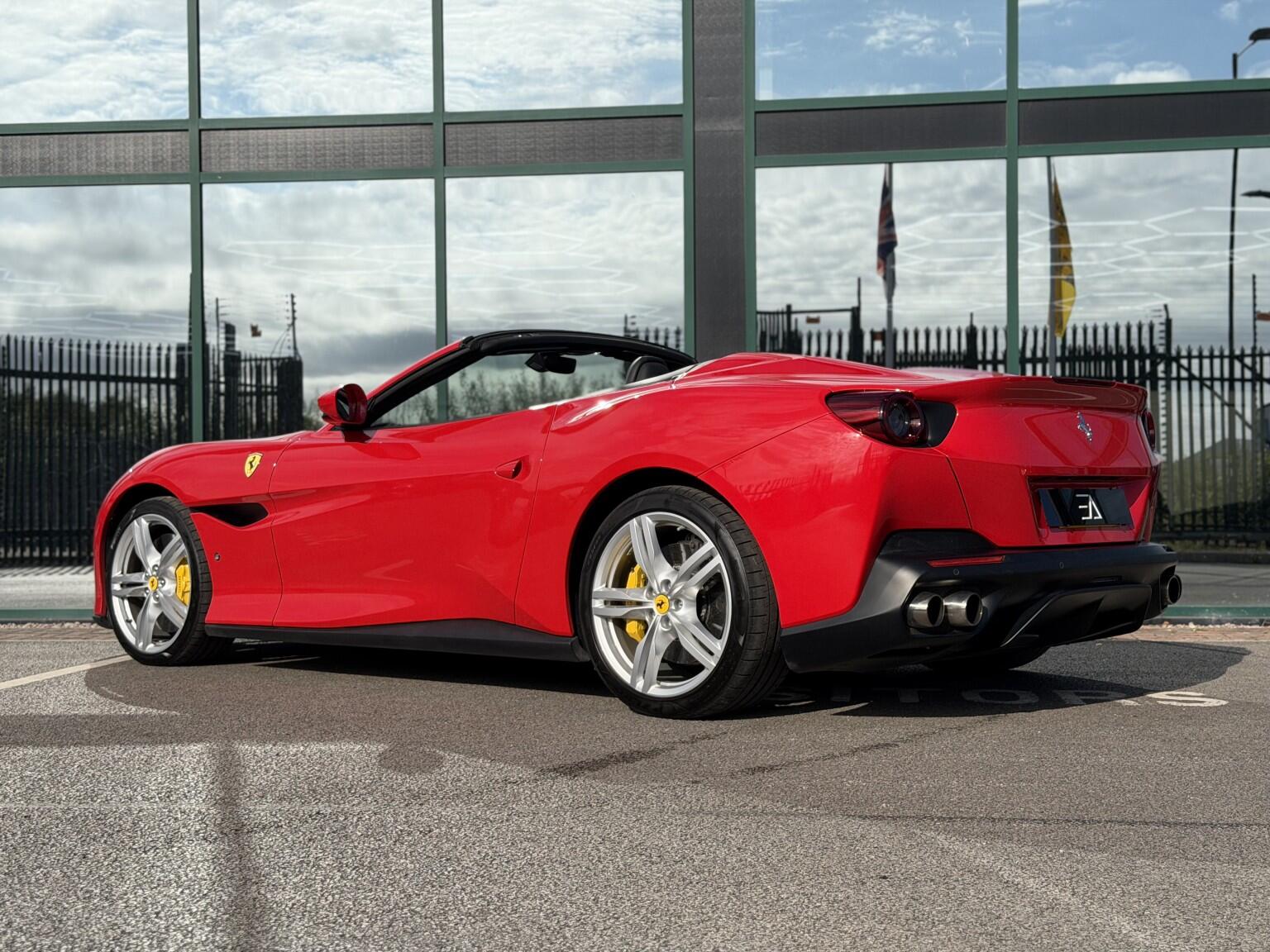 Ferrari Portofino view 33
