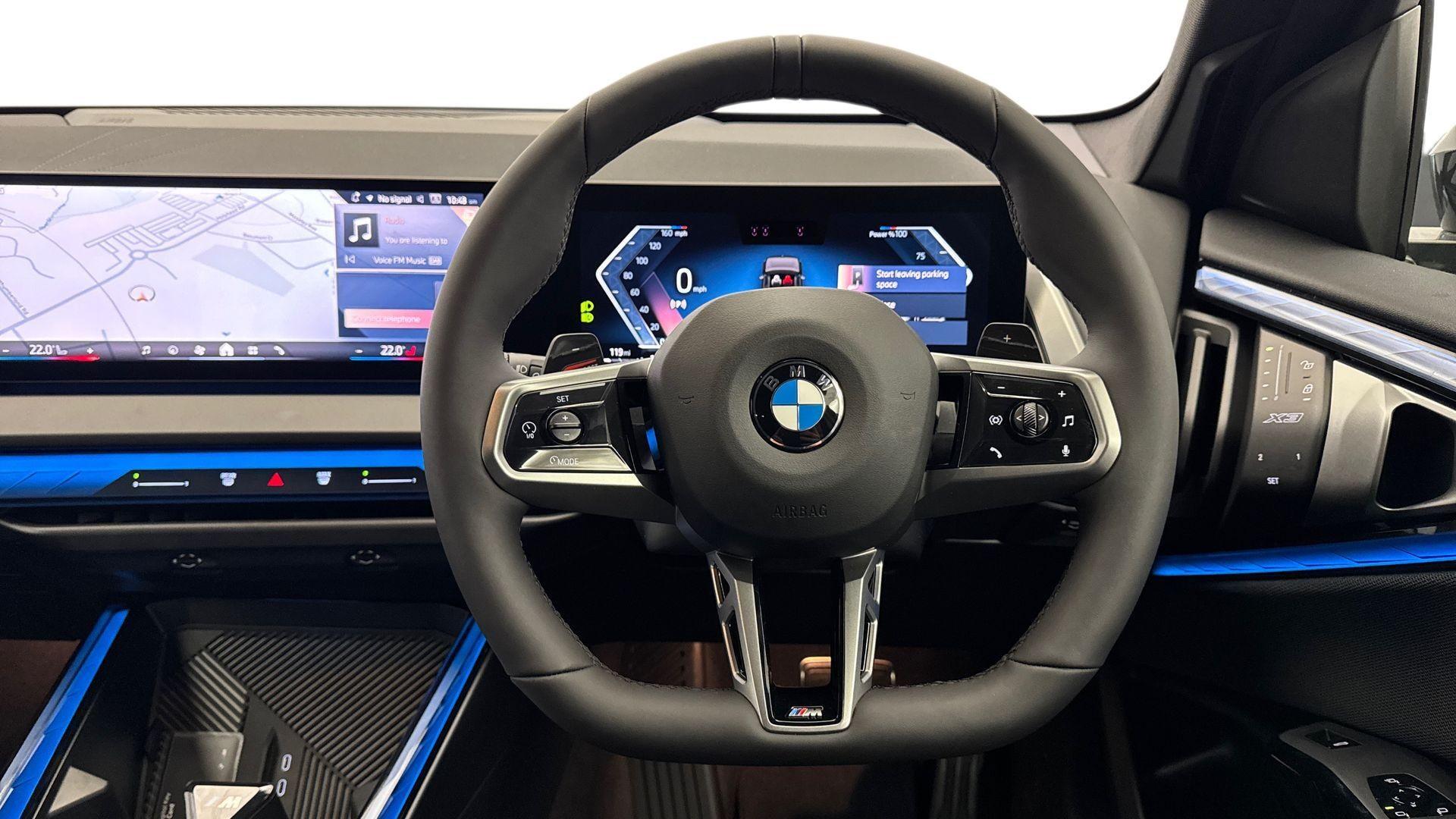 BMW X3 view 5