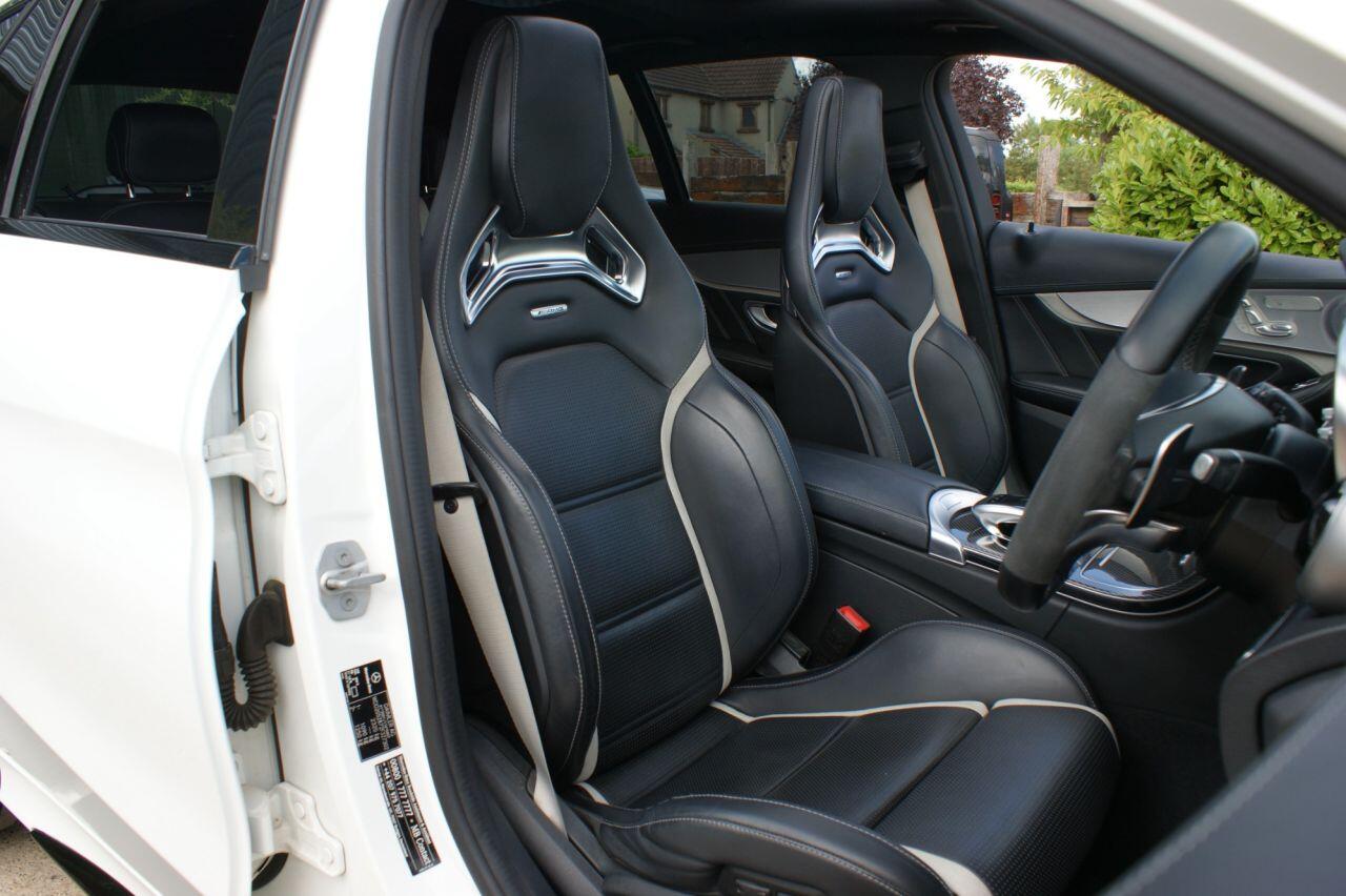 Mercedes-Benz C Class view 48