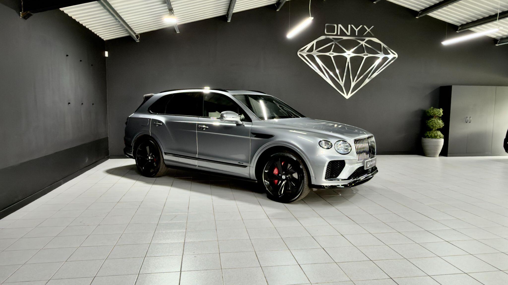 Bentley Bentayga view 8