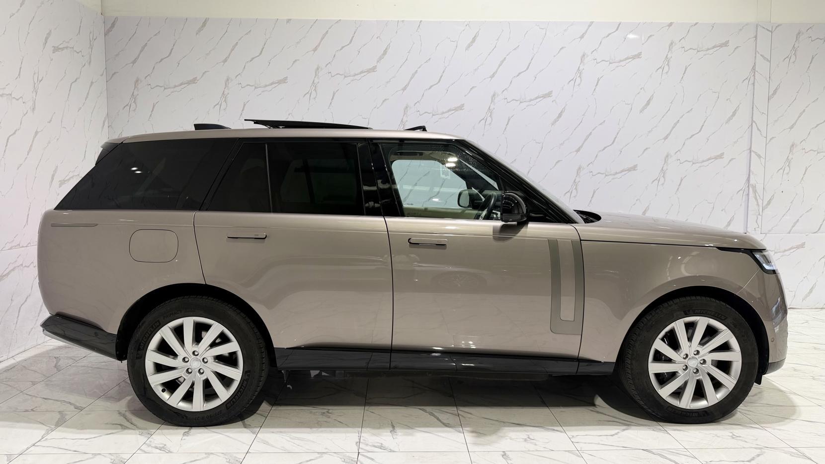 Land Rover Range Rover view 38
