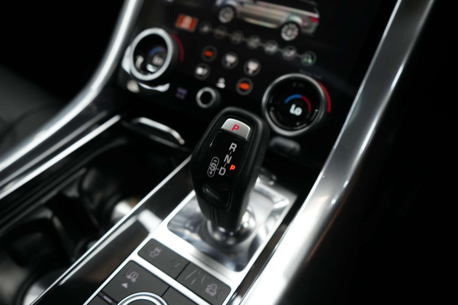Land Rover Range Rover Sport view 30