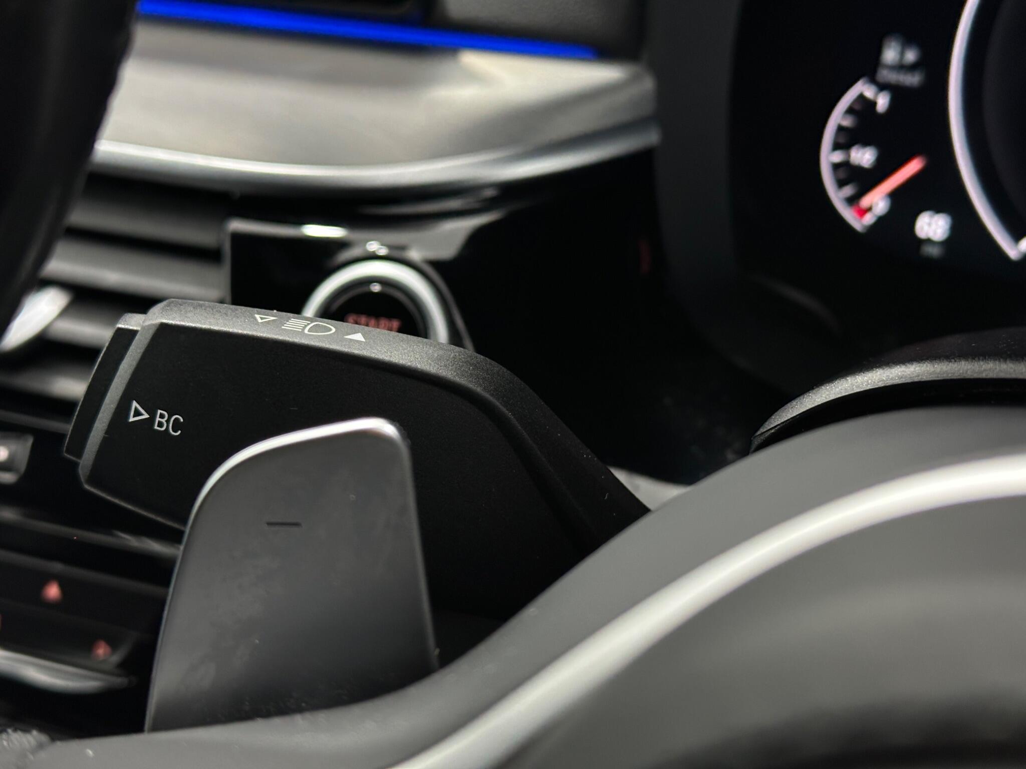 BMW 5 Series view 13