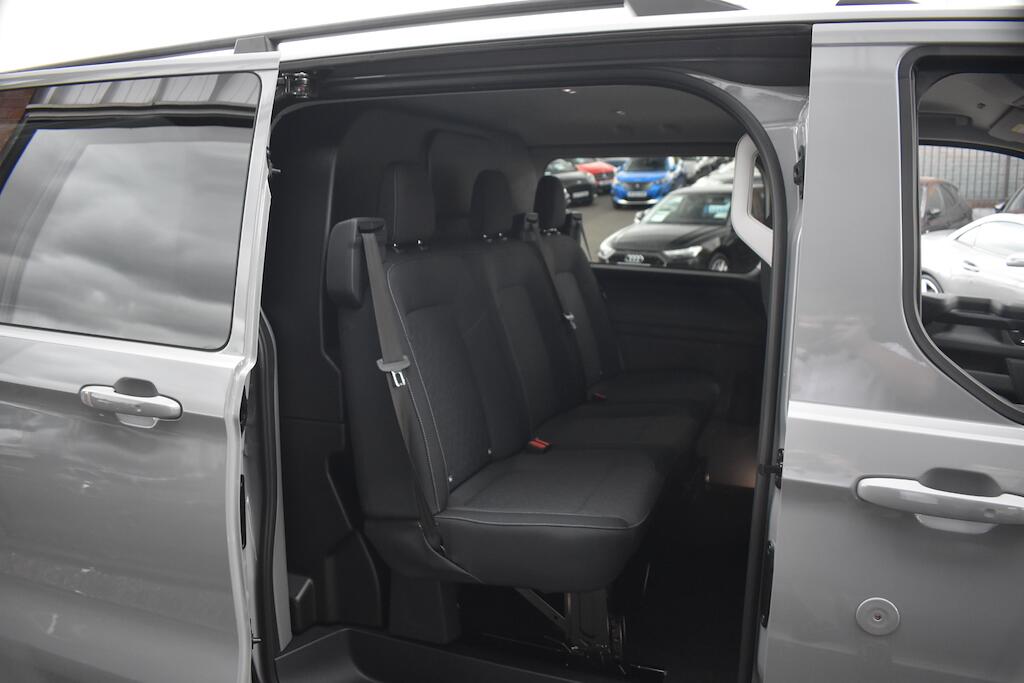 Ford Transit Custom view 34