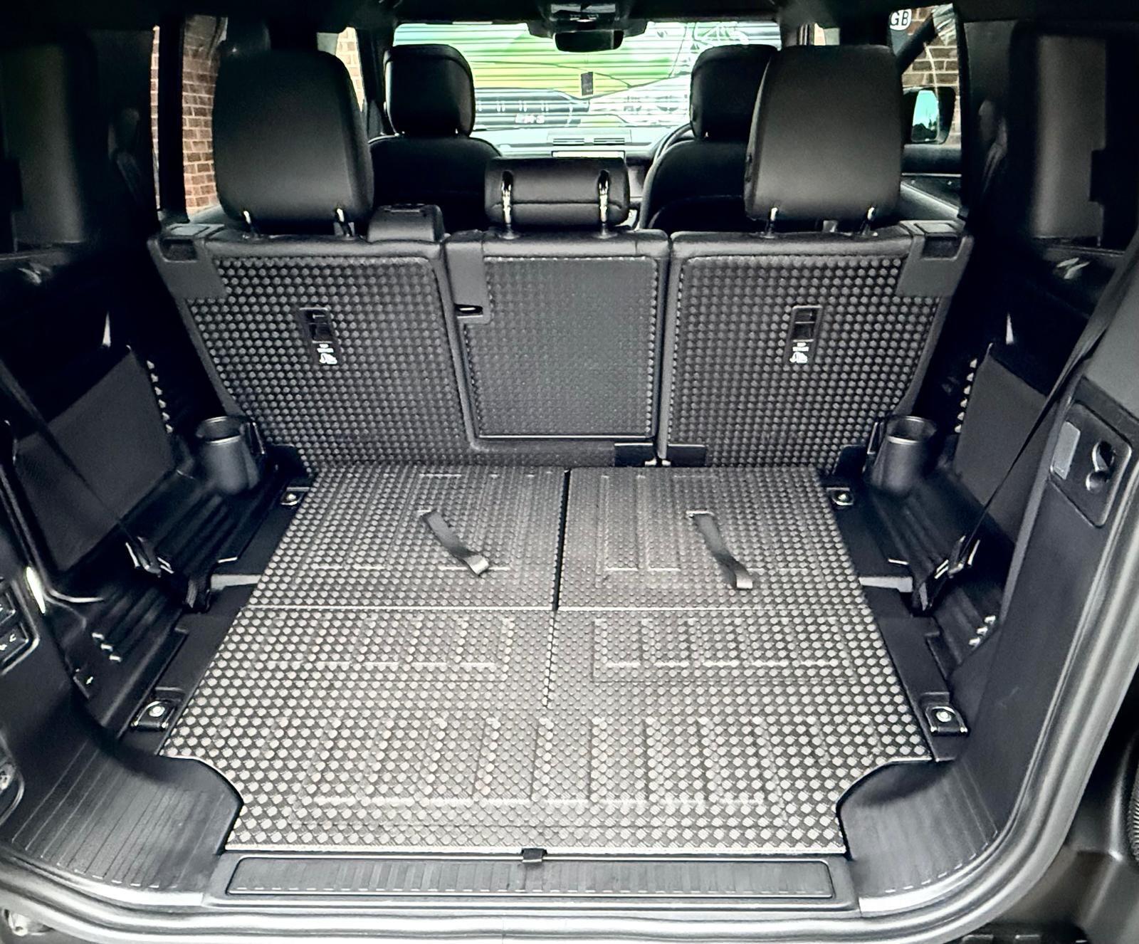 Land Rover Defender view 20