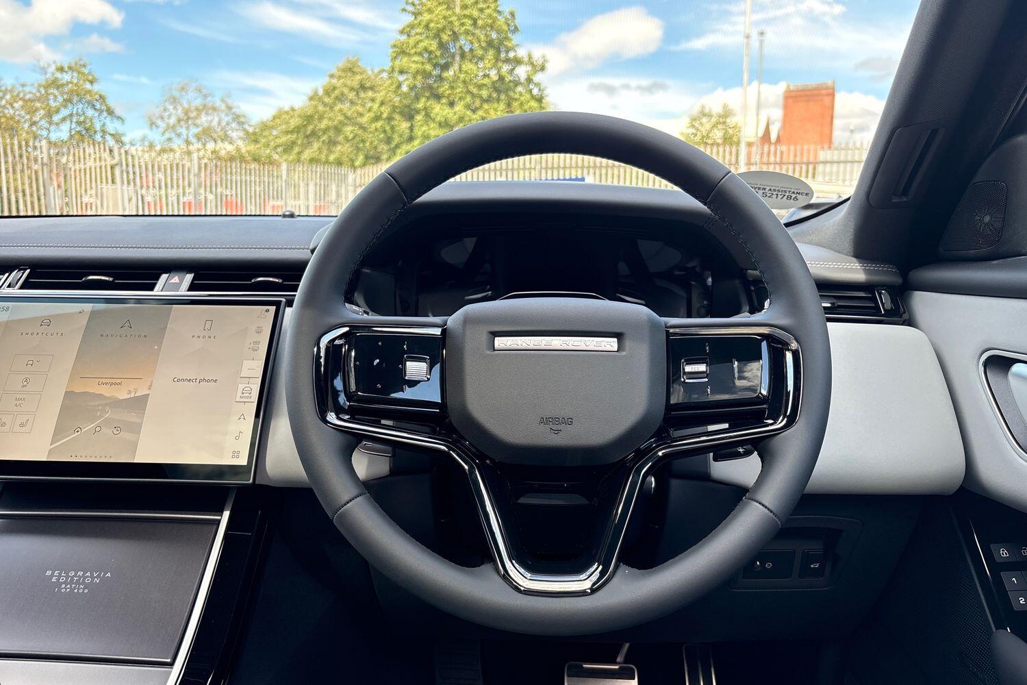 Land Rover Range Rover Velar view 11