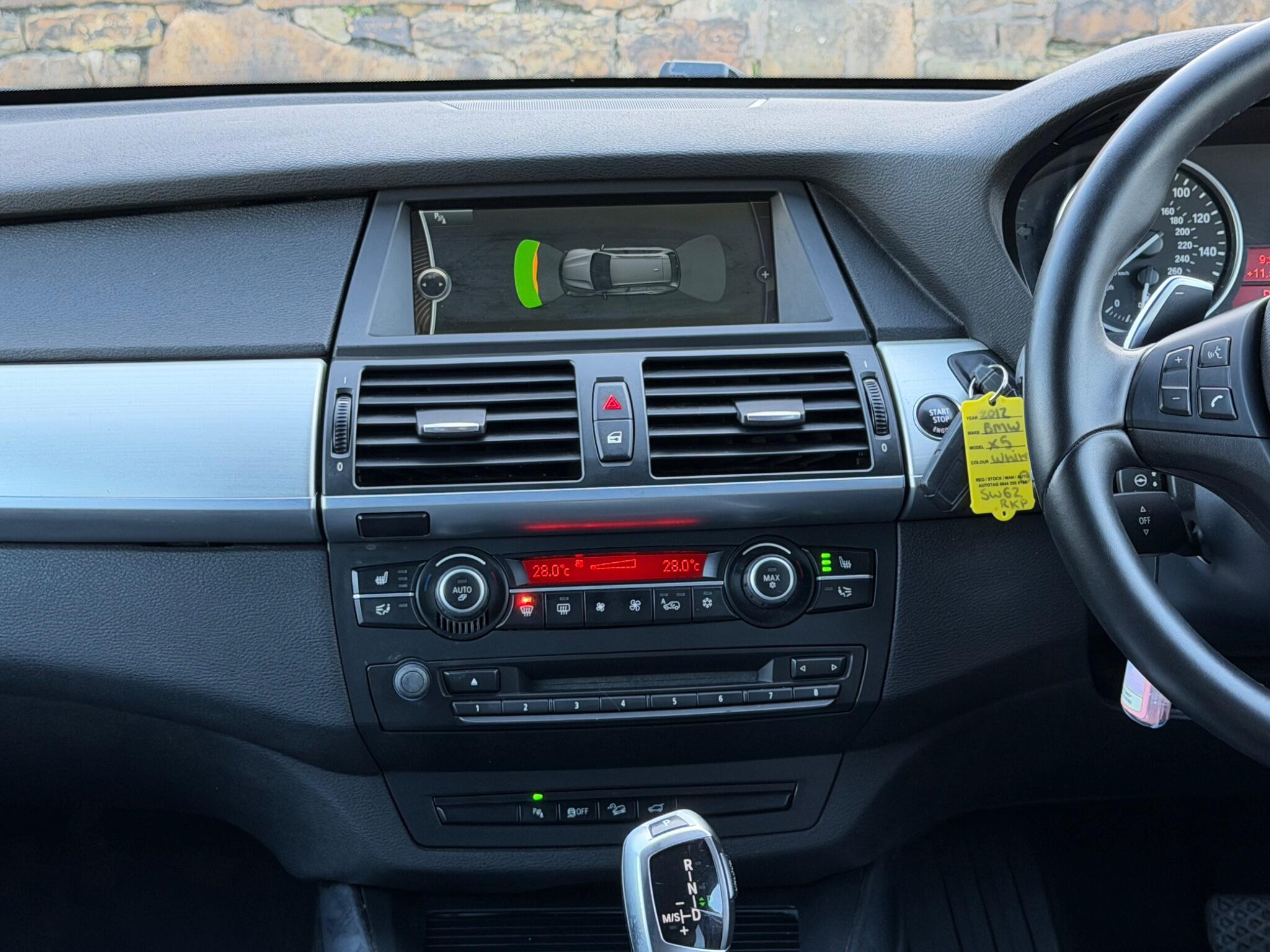 BMW X5 view 27