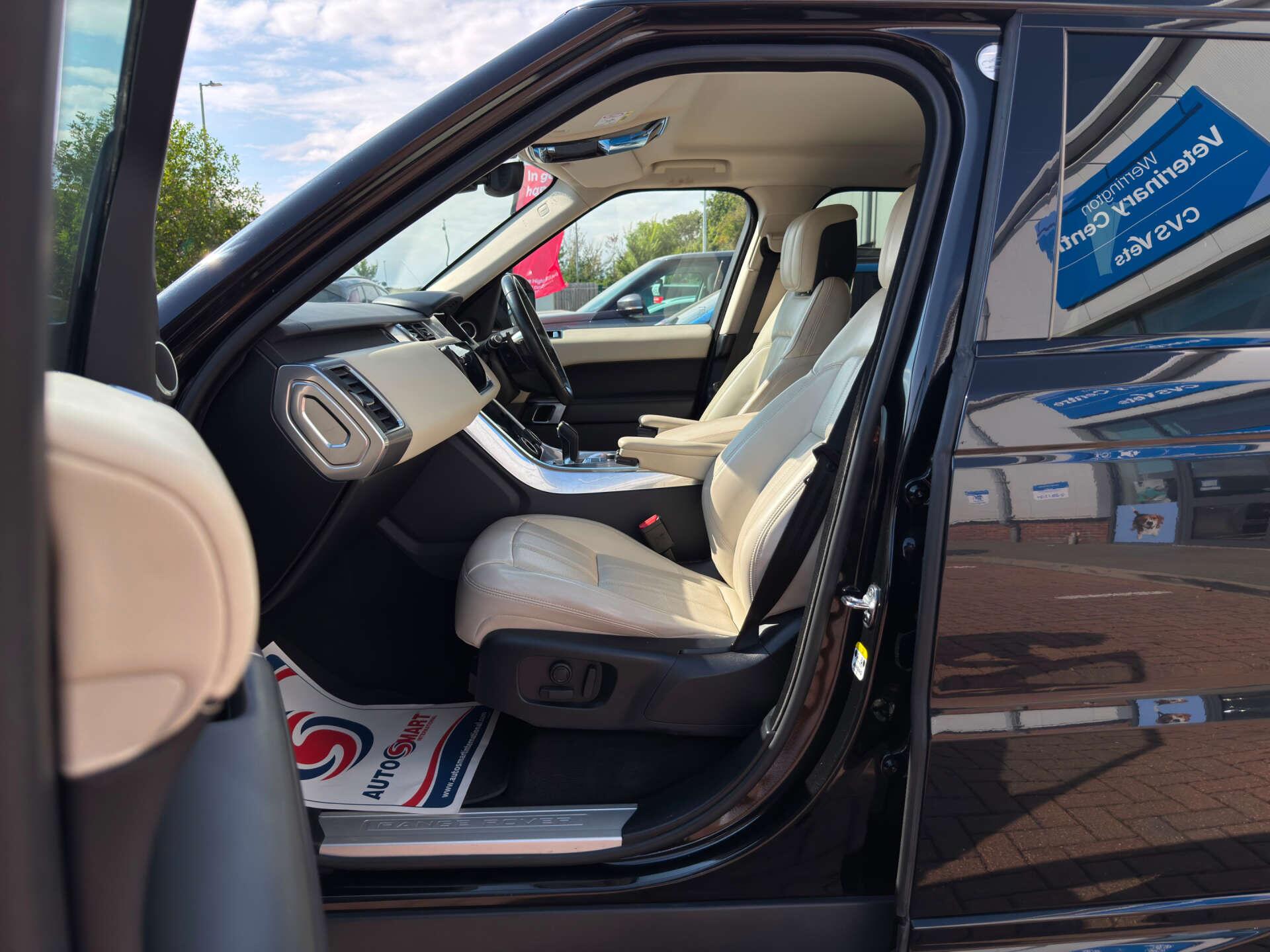 Land Rover Range Rover Sport view 47
