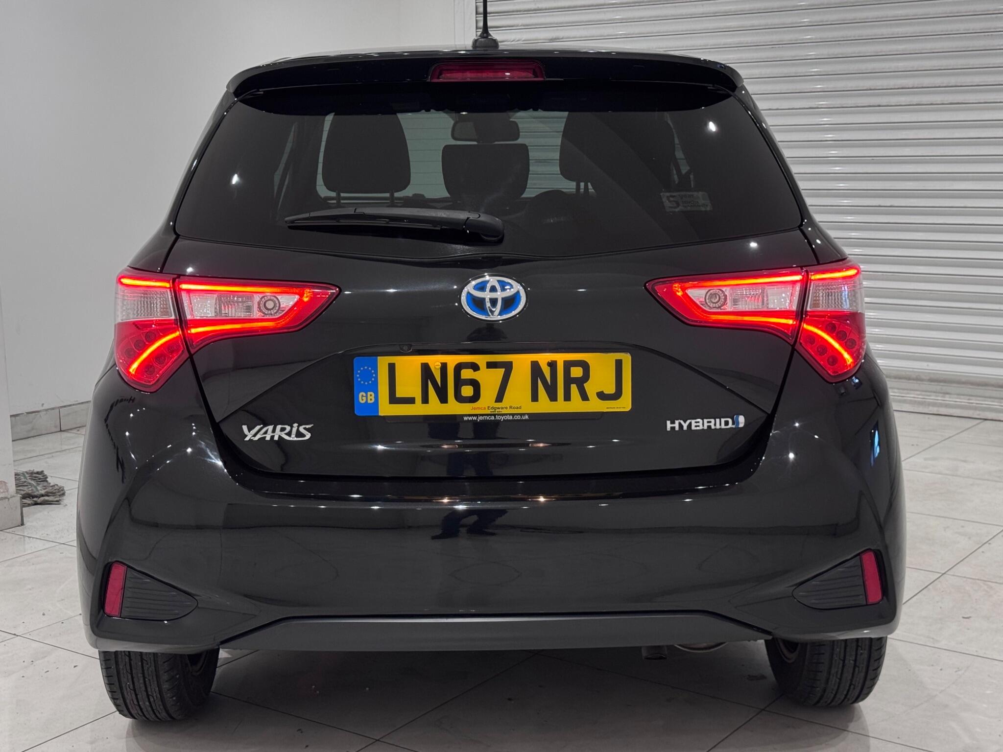 Toyota Yaris view 7