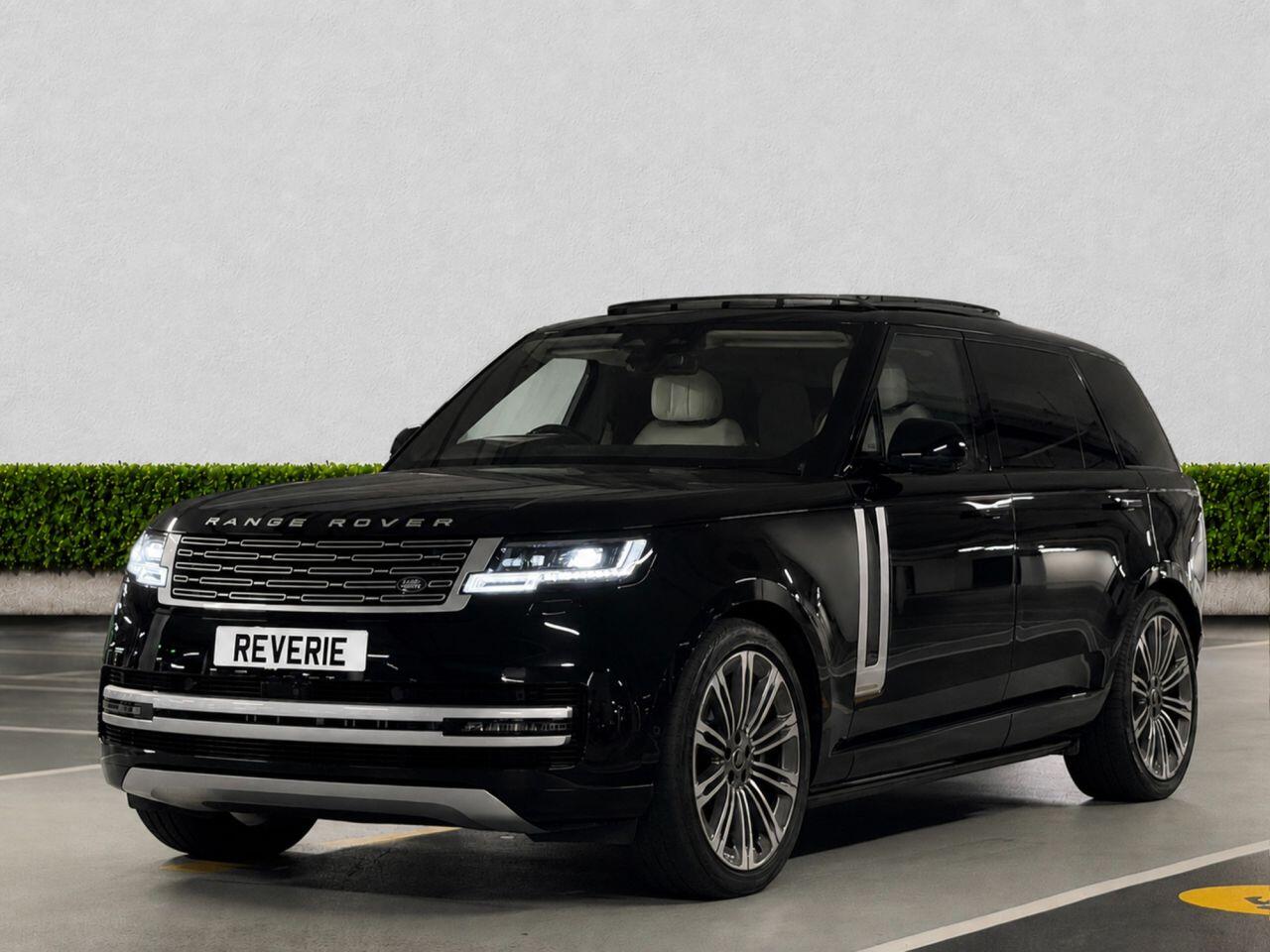 Land Rover Range Rover view 3