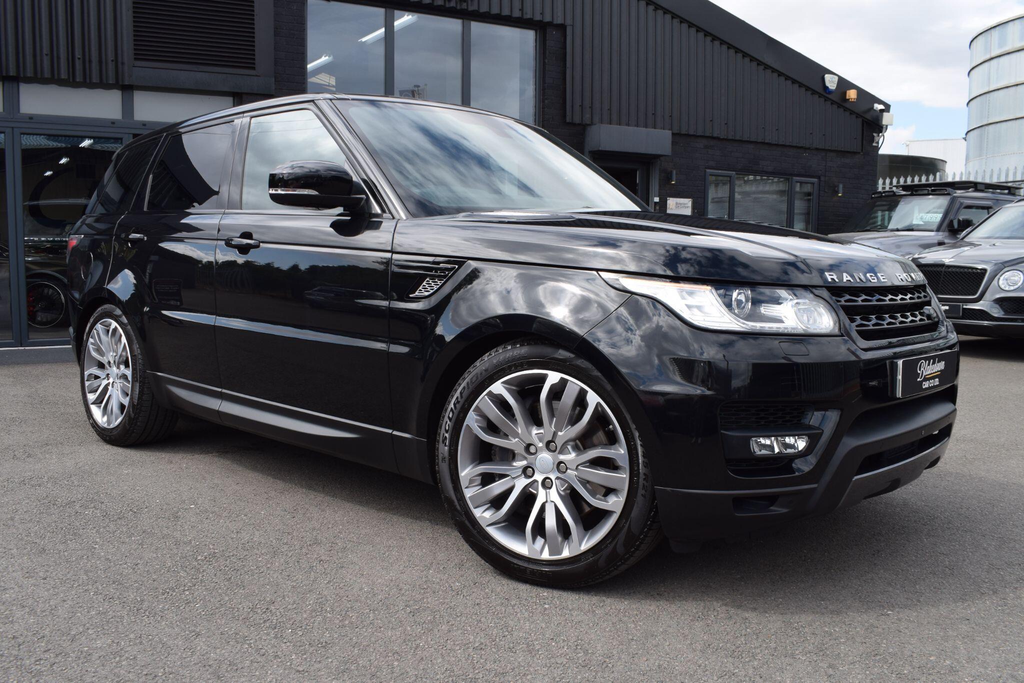 Land Rover Range Rover Sport view 3