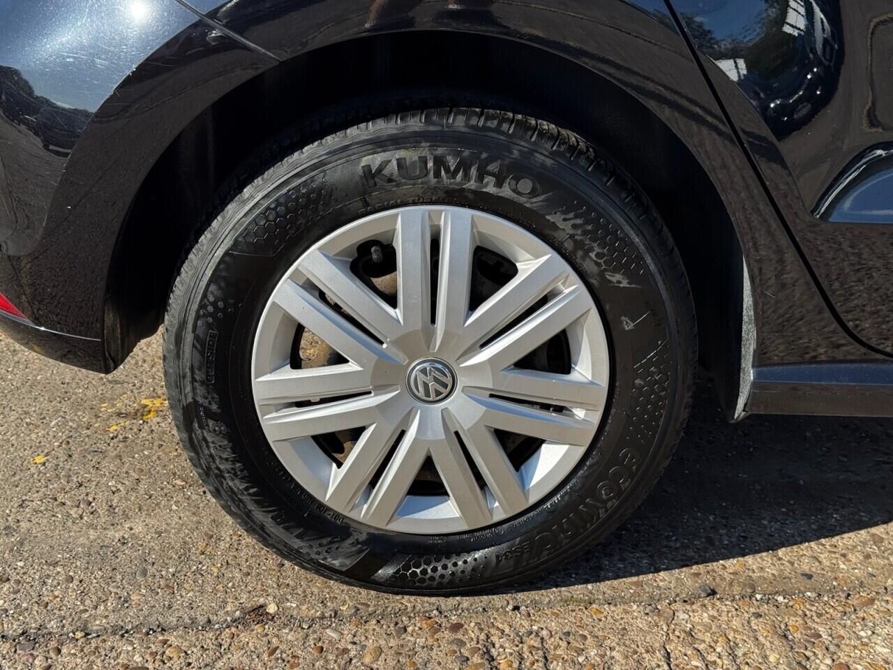 Volkswagen Polo view 15