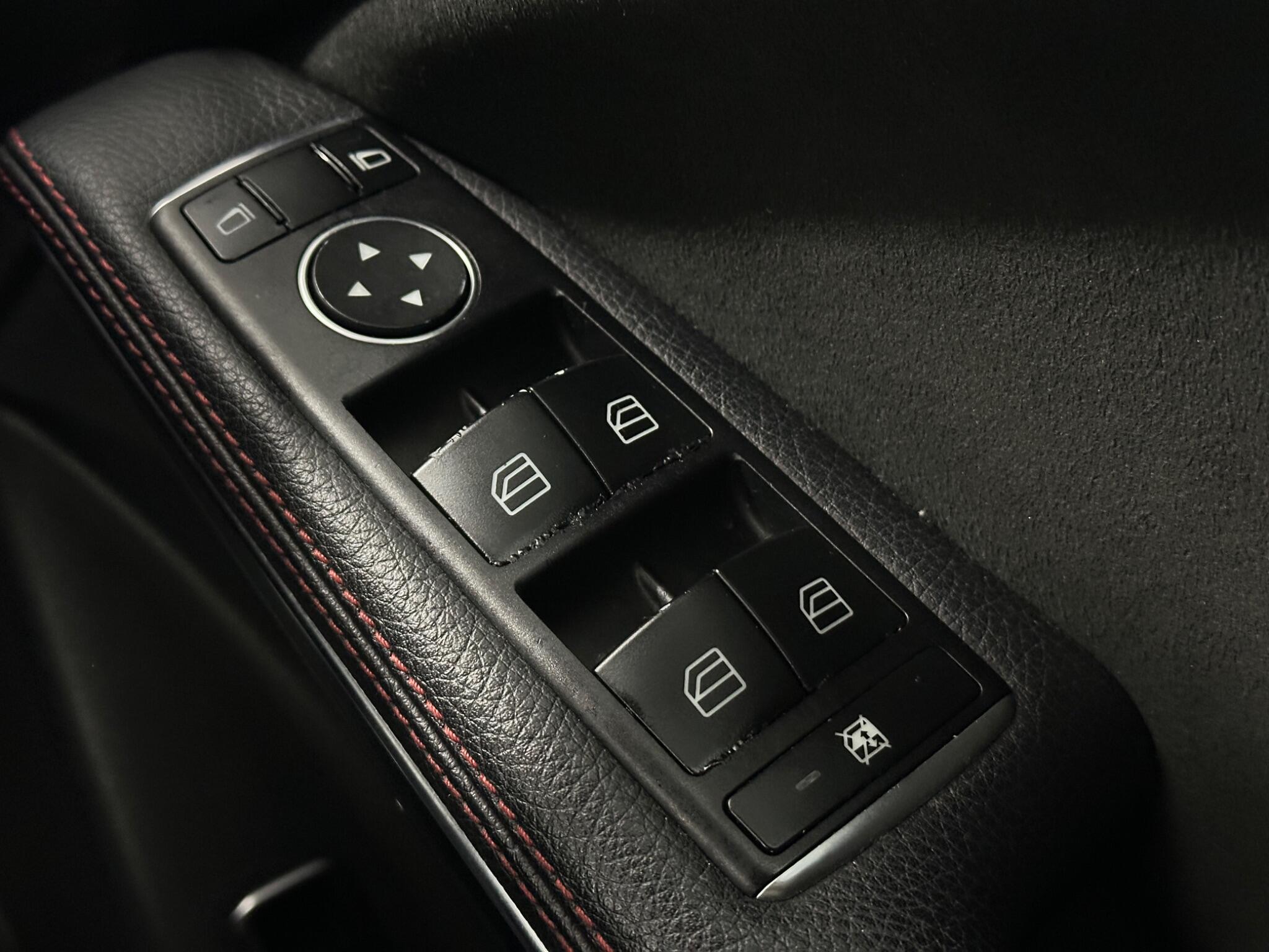 Mercedes-Benz Gla view 19