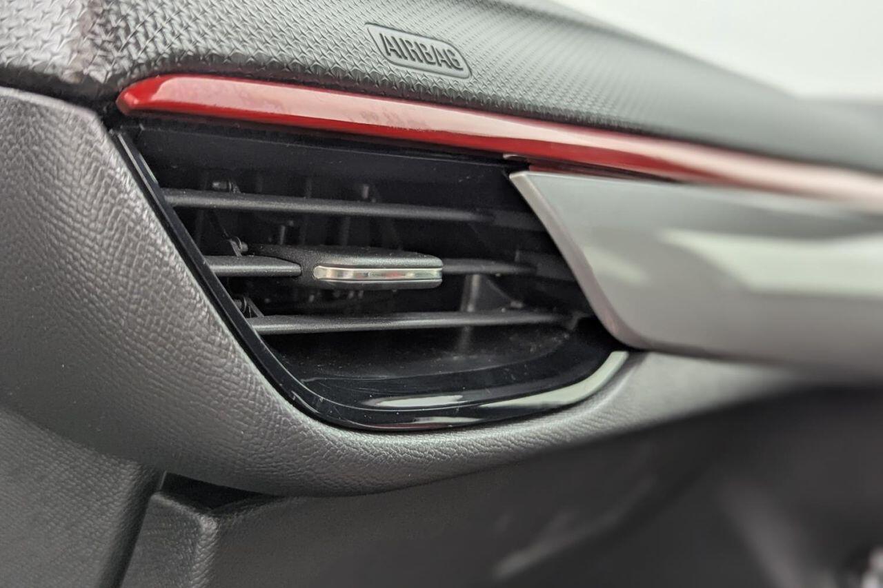 Vauxhall Corsa view 21