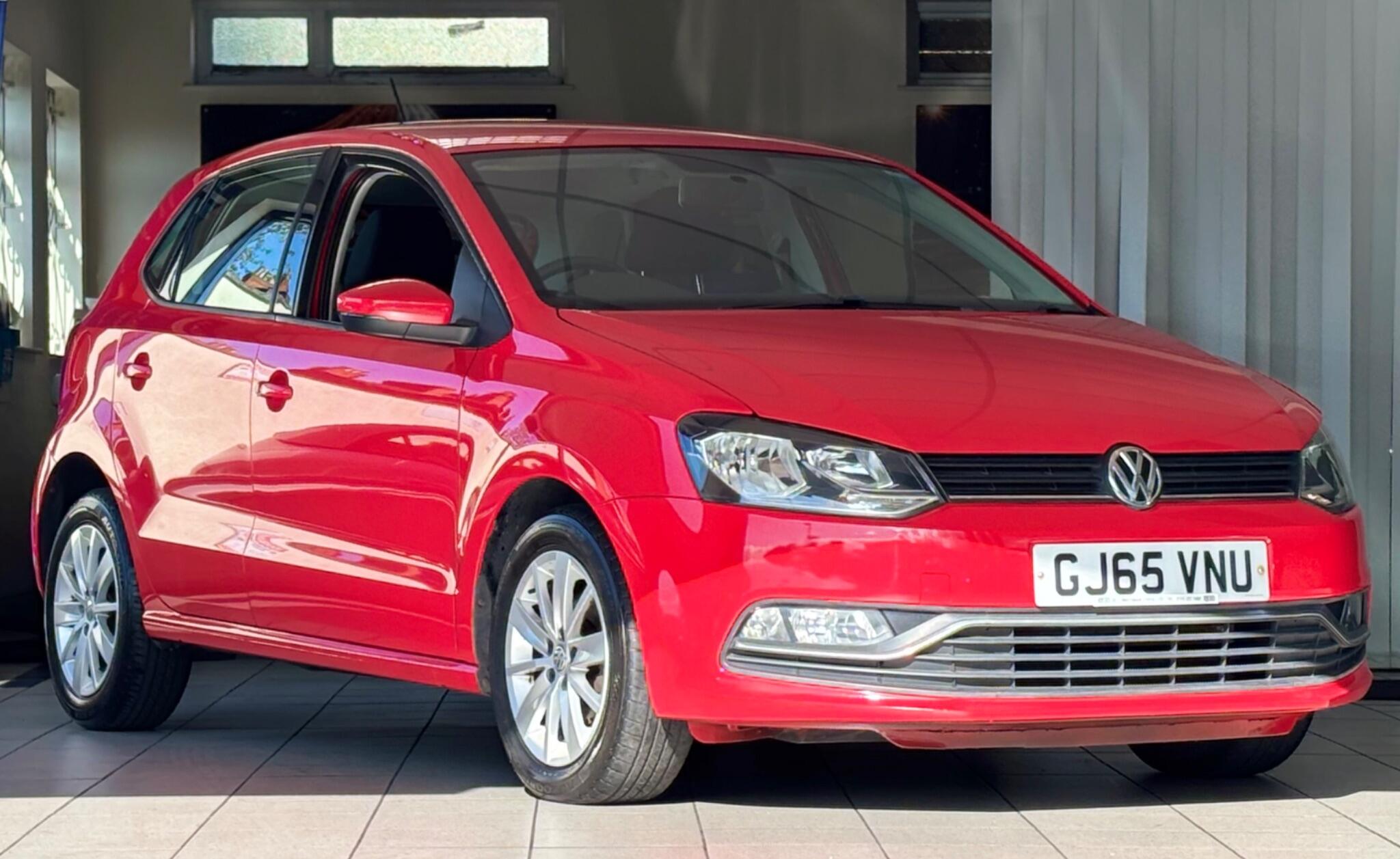 2015 Volkswagen Polo in Red for sale