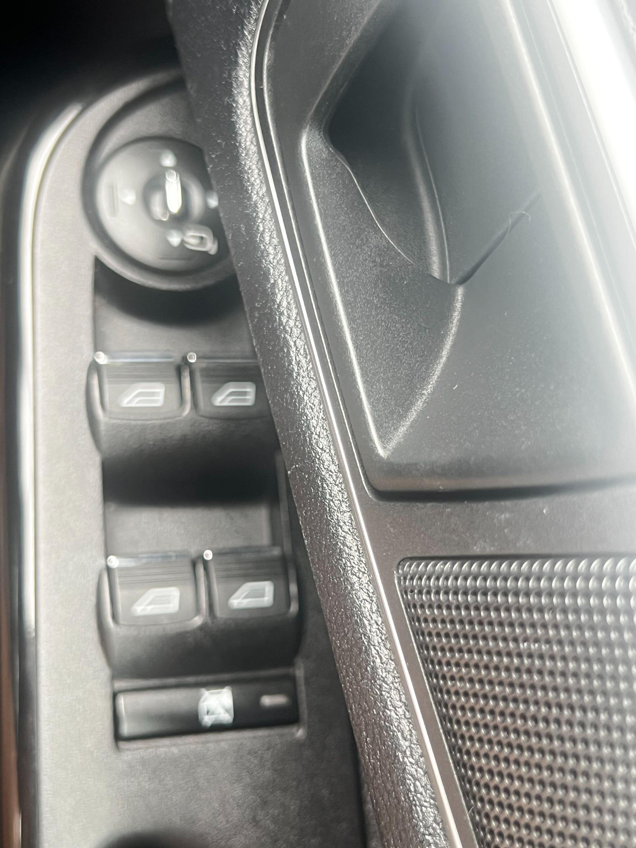 Ford B-Max view 31