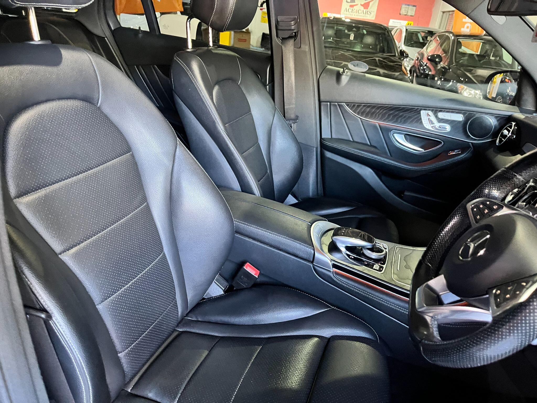Mercedes-Benz GLC view 19