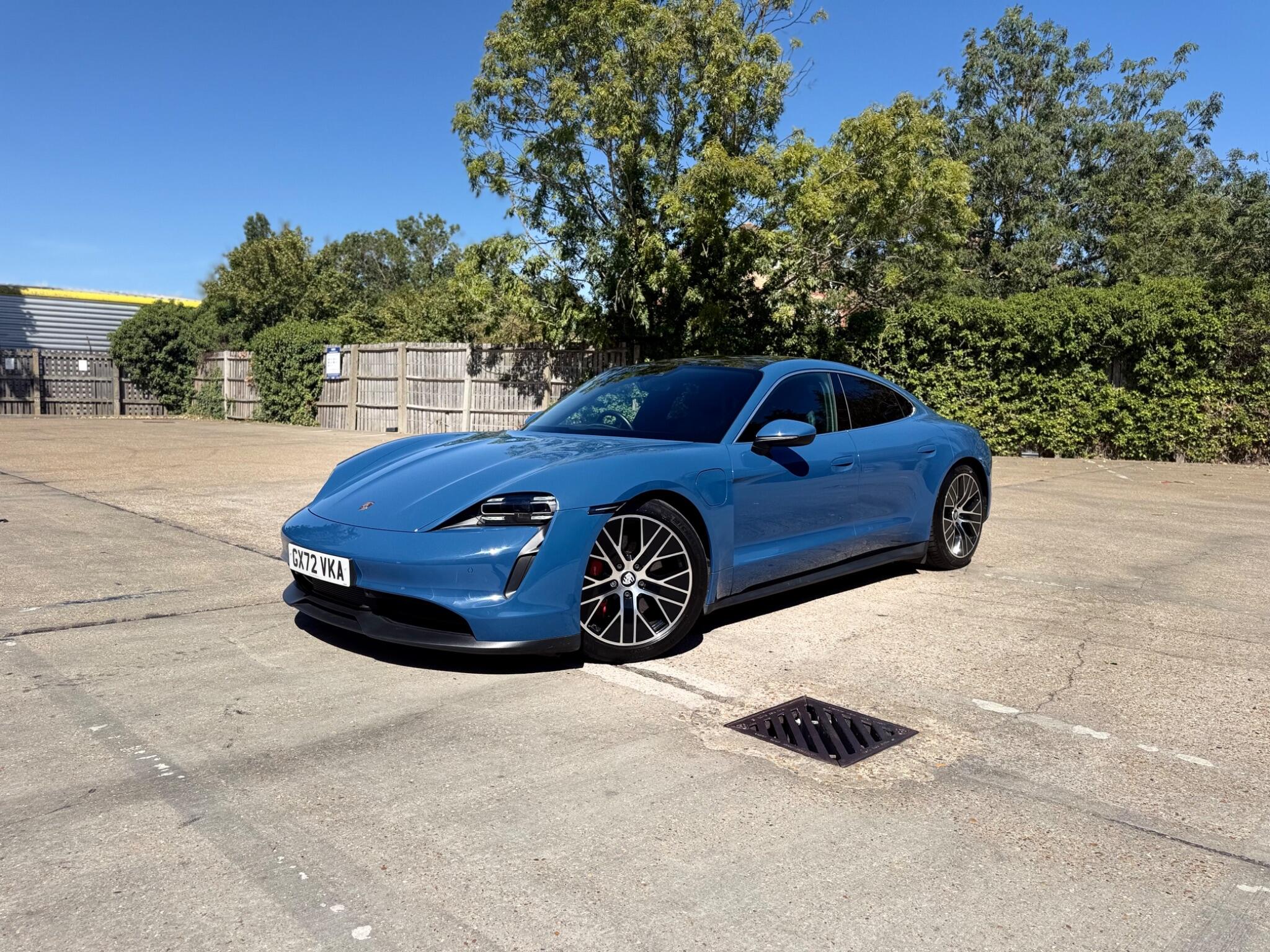 Porsche Taycan view 7