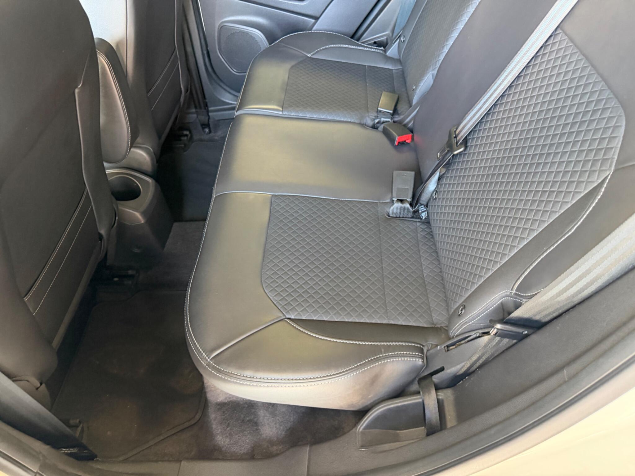 Ford Ecosport view 80