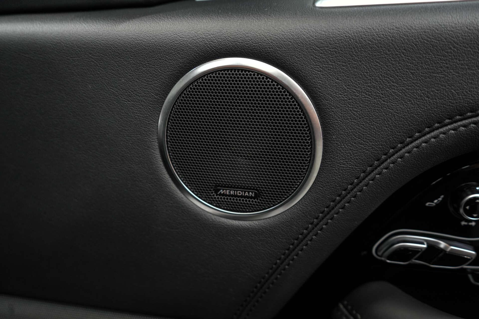 Land Rover Range Rover view 25