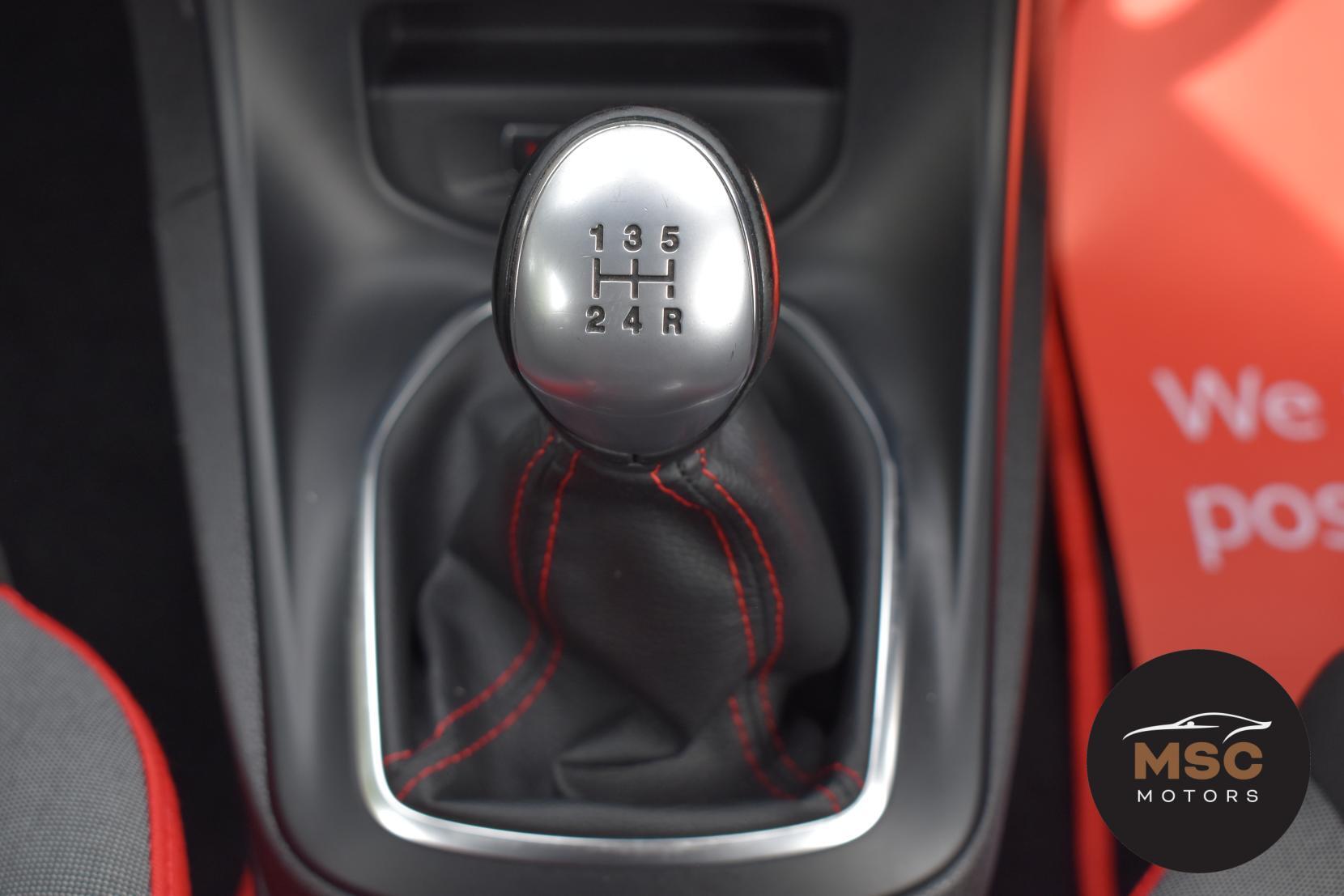 Ford Fiesta view 41