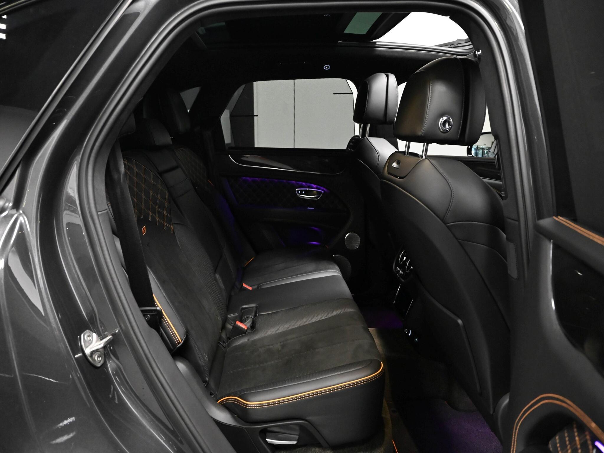 Bentley Bentayga view 43