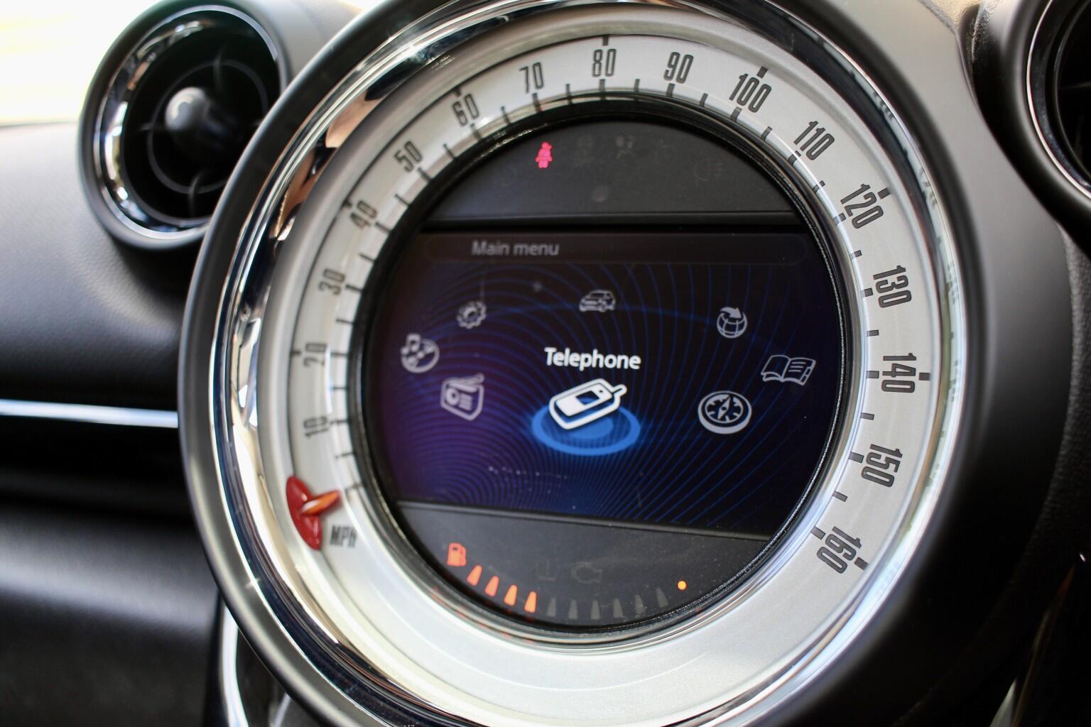 Mini Countryman view 19