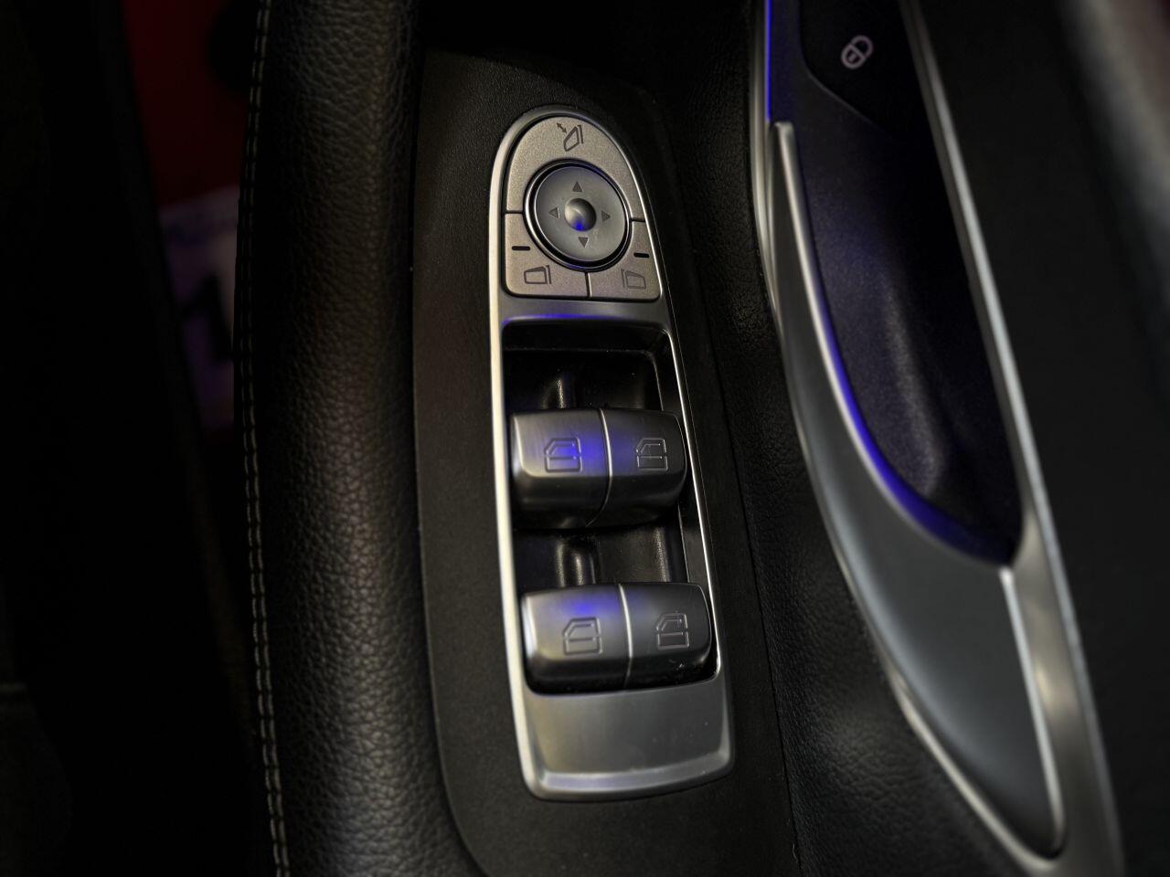 Mercedes-Benz E Class view 46