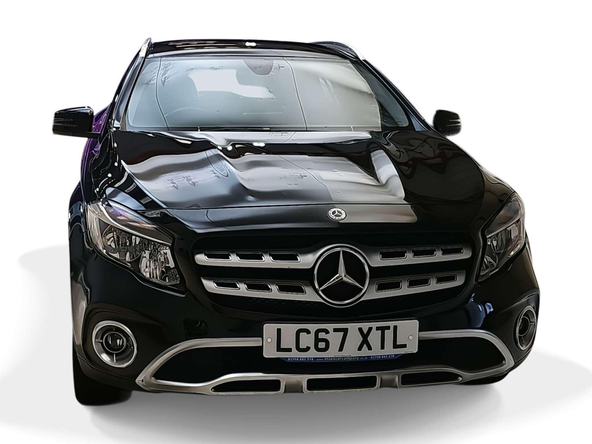Mercedes-Benz Gla view 7