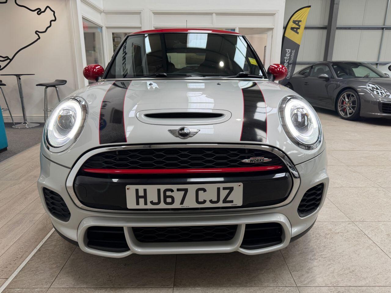 Mini Cooper view 7