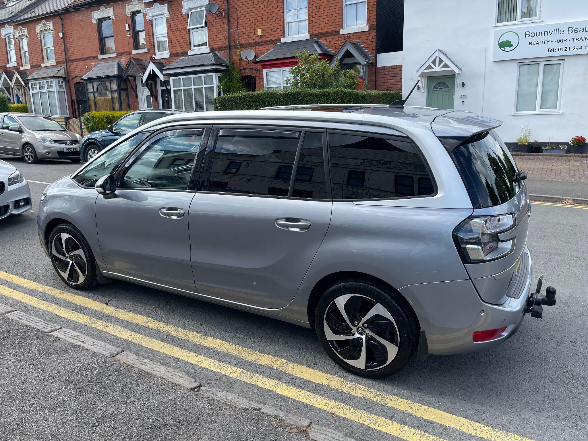 Citroen Grand C4 Spacetourer view 18
