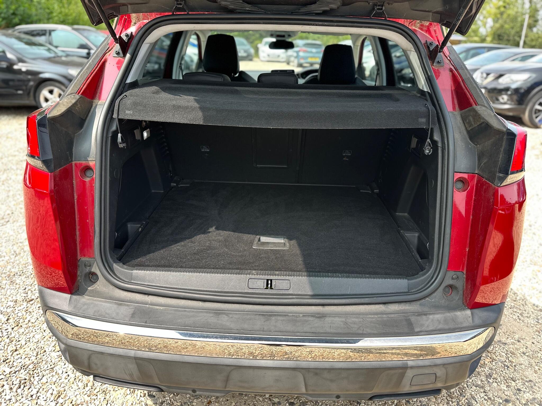 Peugeot 3008 view 17