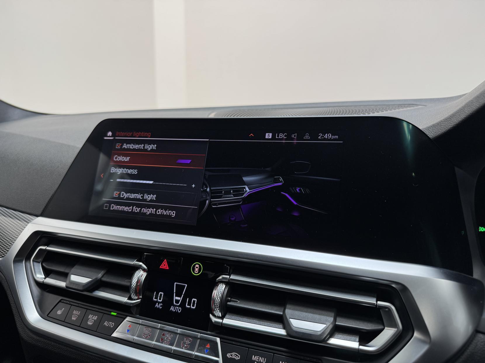 BMW 3 Series view 33
