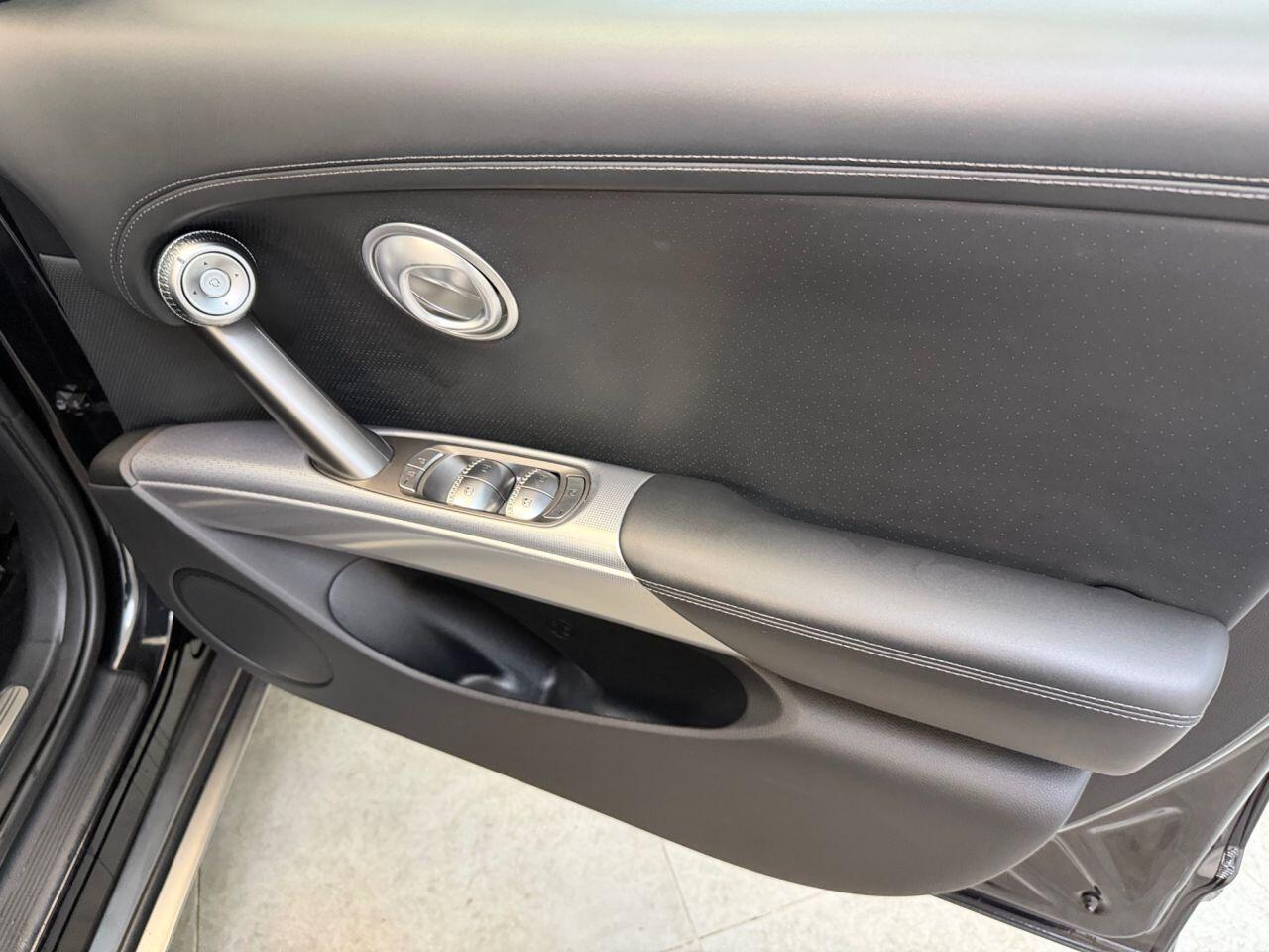 Genesis GV60 view 32