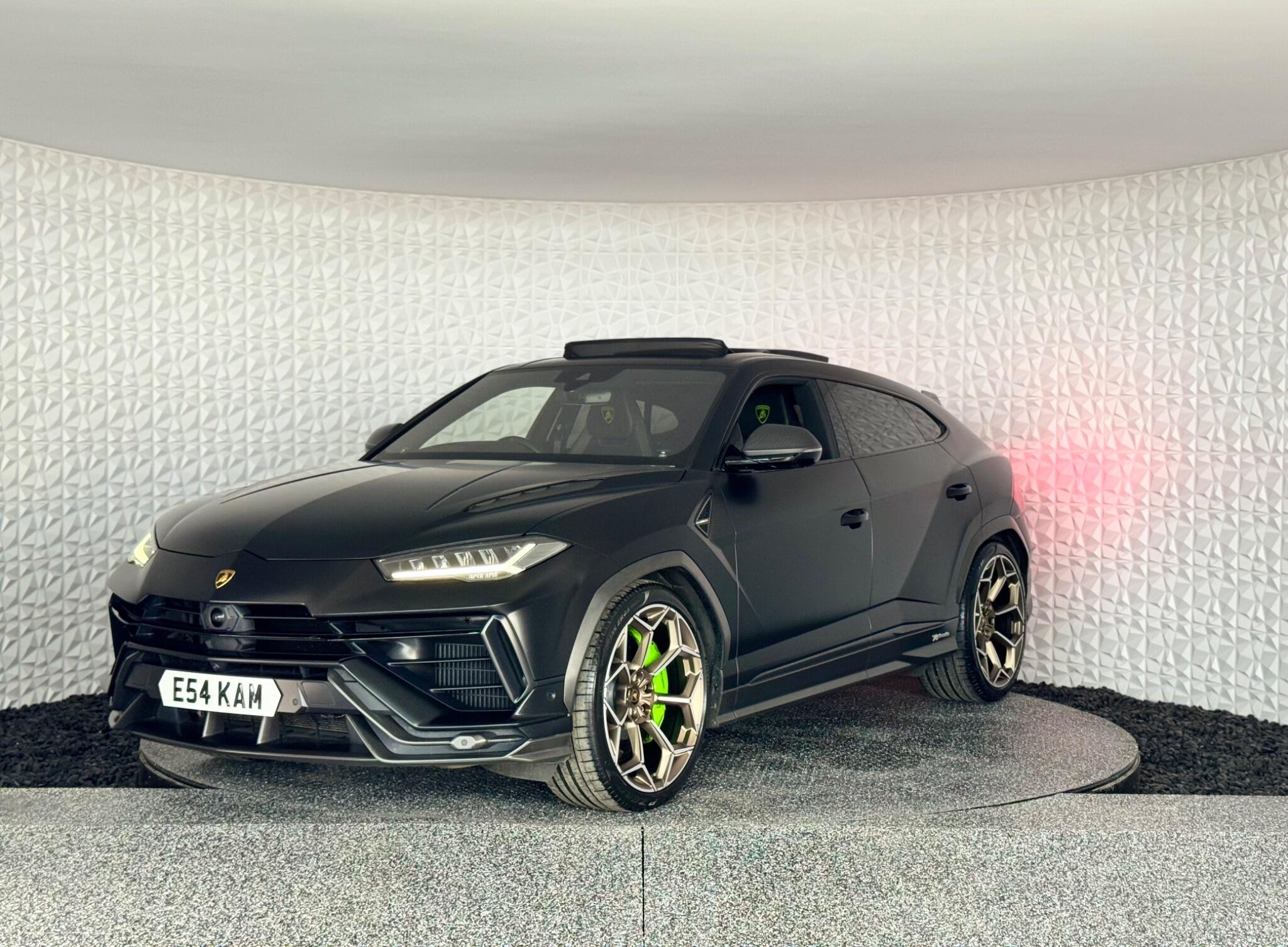 Lamborghini Urus view 24