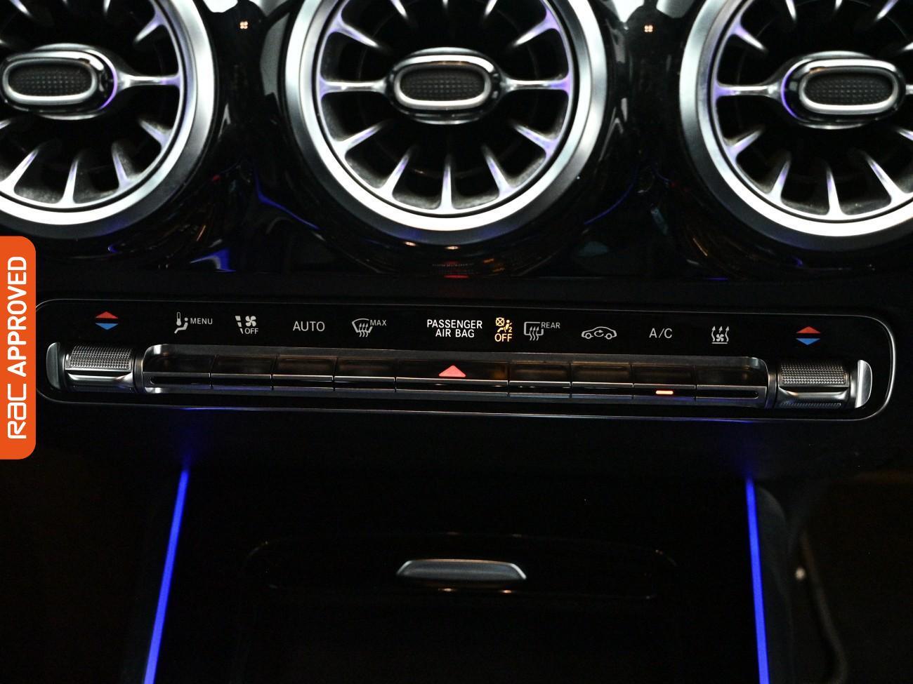 Mercedes-Benz EQA view 20