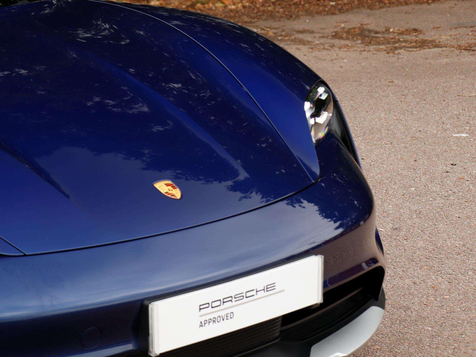 Porsche Taycan view 31