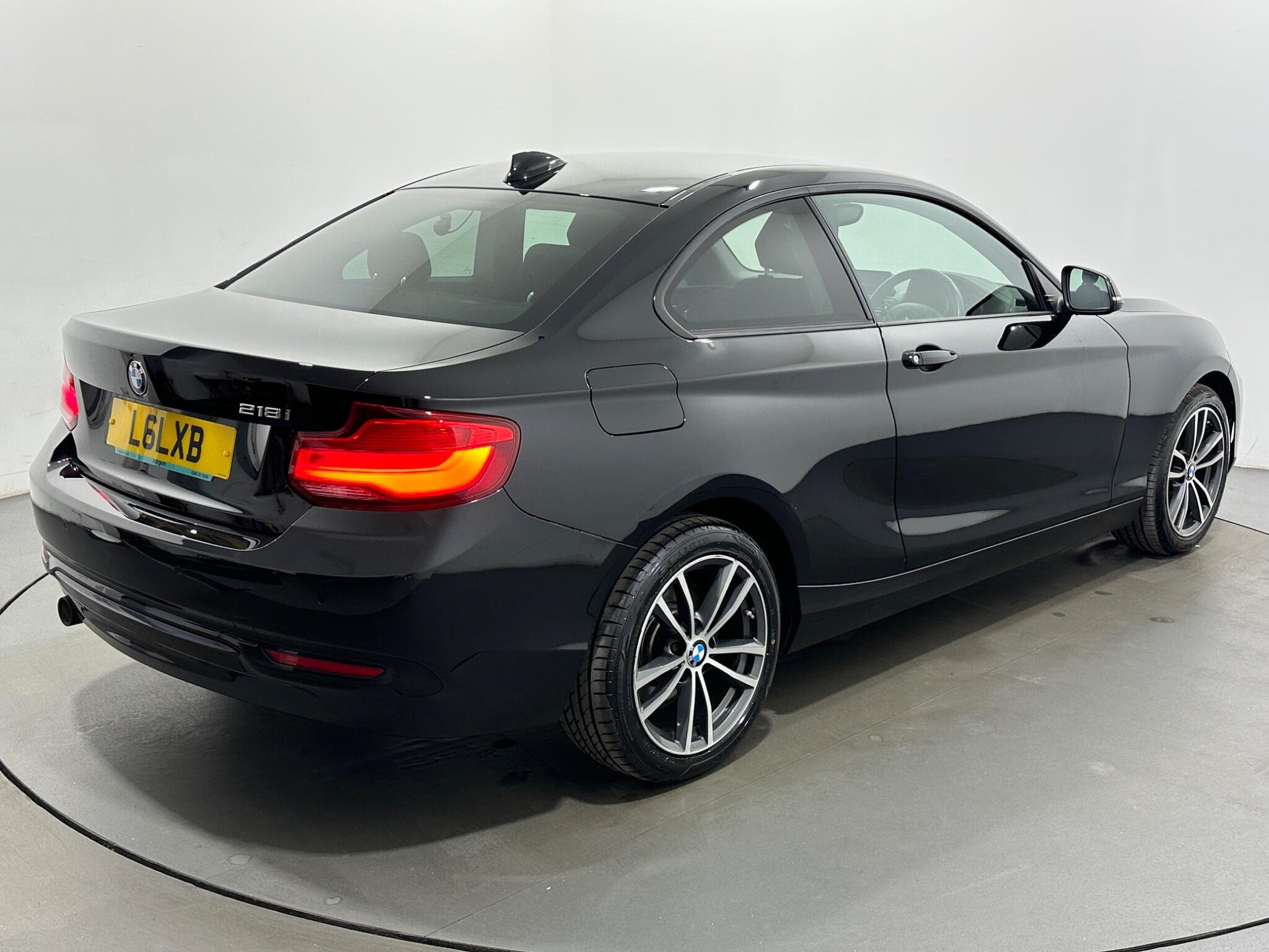 BMW 2 Series view 46